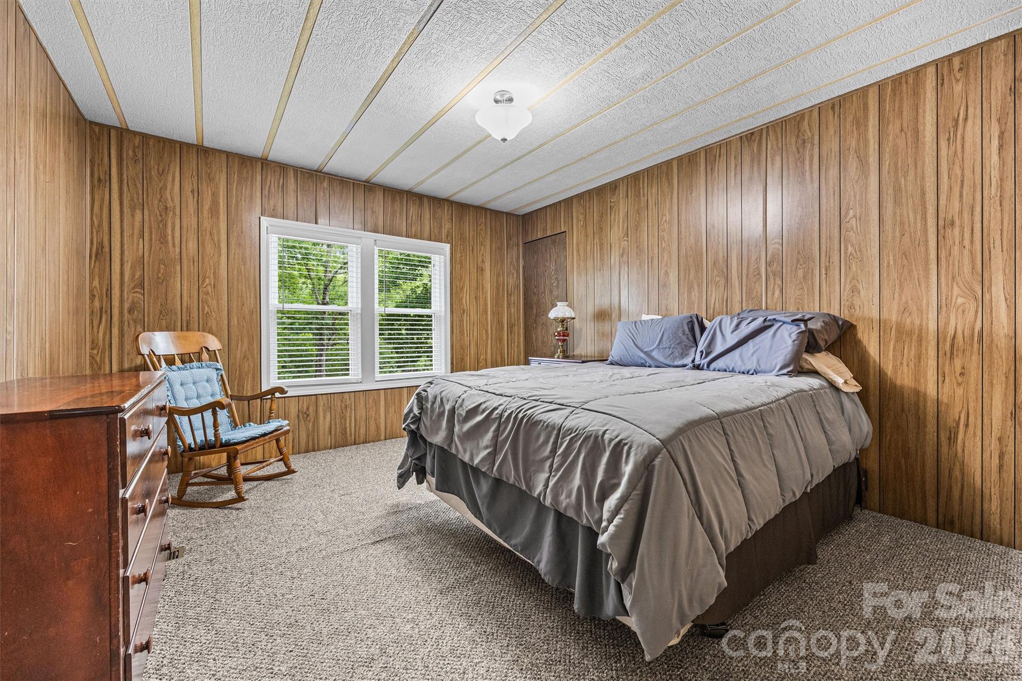 2071 Chameleon Road #156 — York