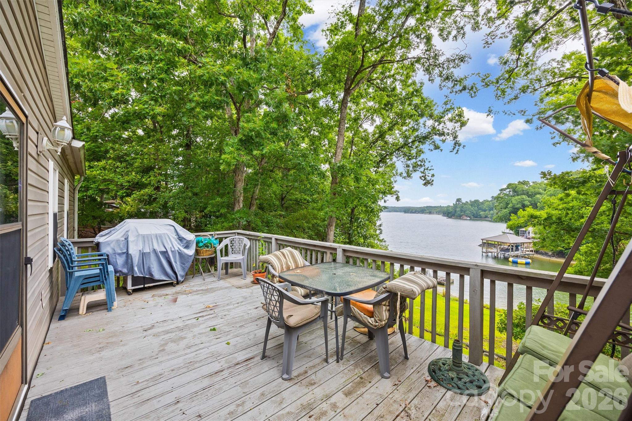 2071 Chameleon Road #156 — York