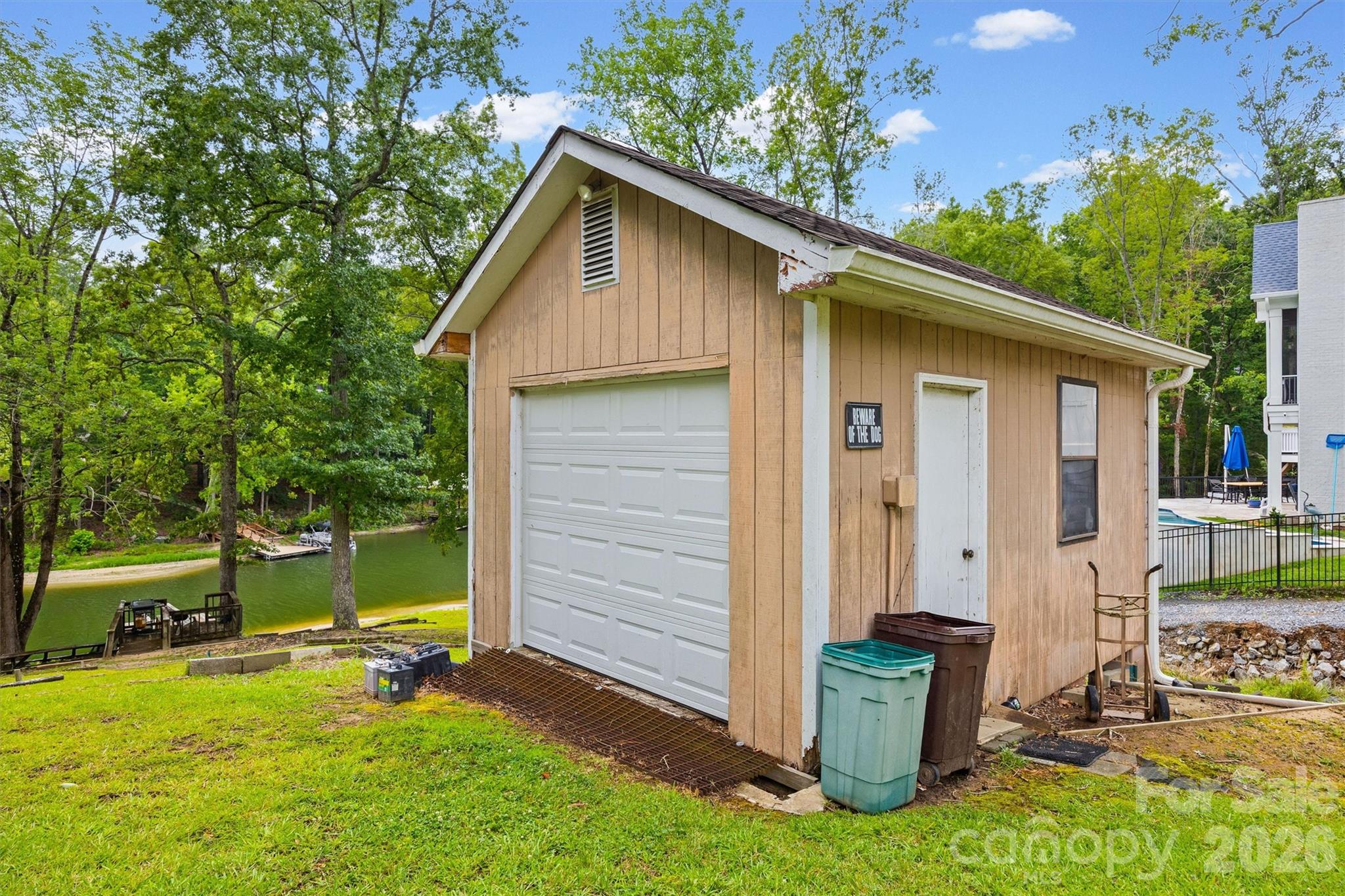 2071 Chameleon Road #156 — York