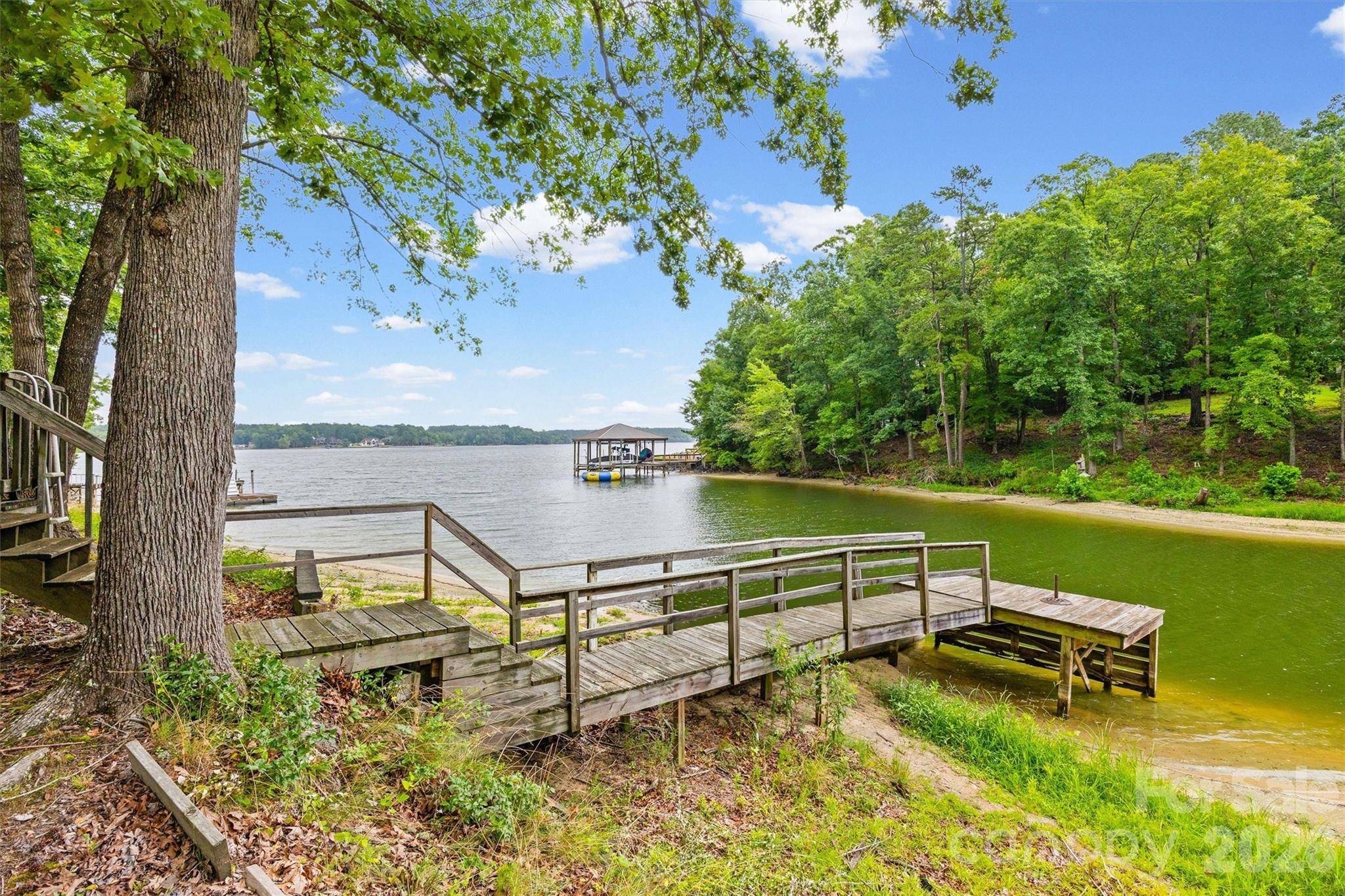 2071 Chameleon Road #156 — York