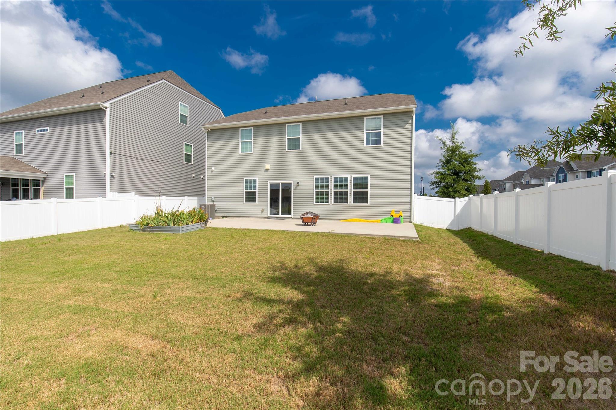 4205 Spadefoot Court — Lancaster