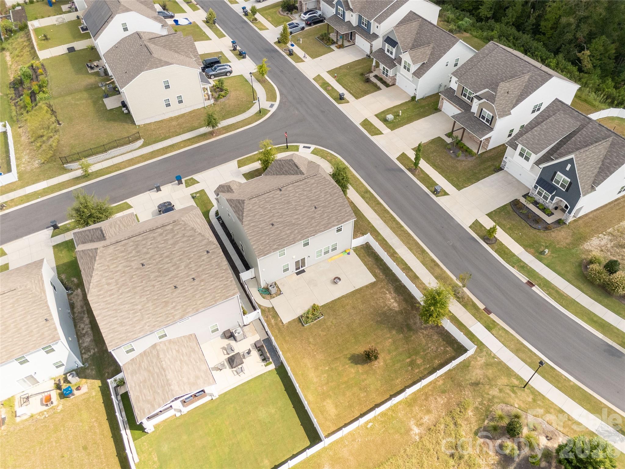 4205 Spadefoot Court — Lancaster