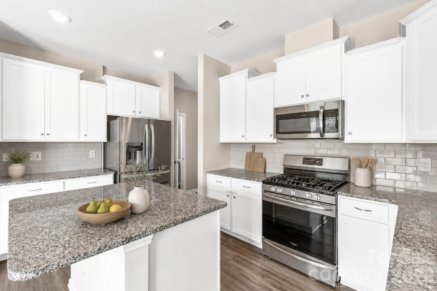 4205 Spadefoot Court — Lancaster