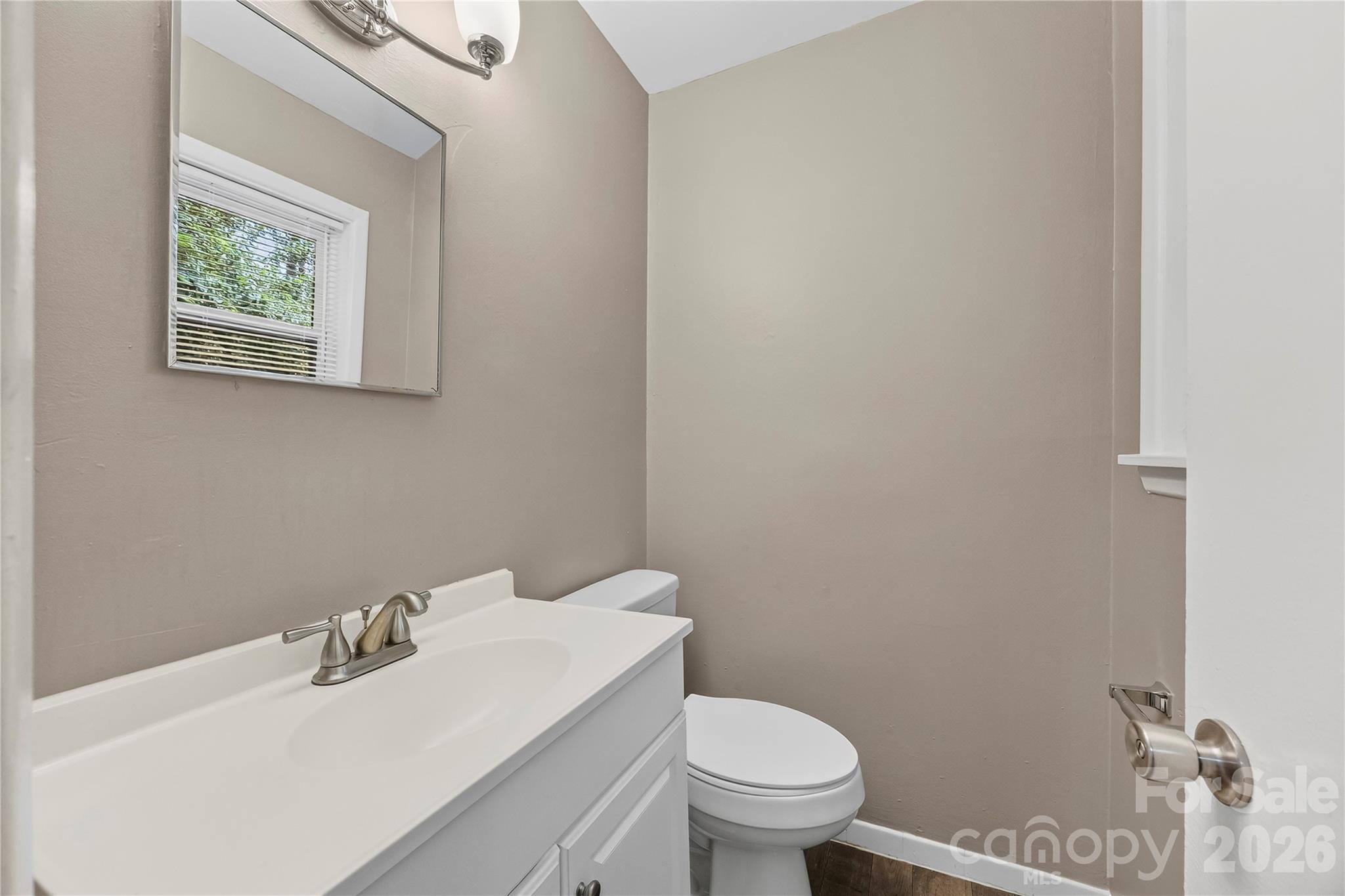 9408 Spruce Pine Place — Charlotte