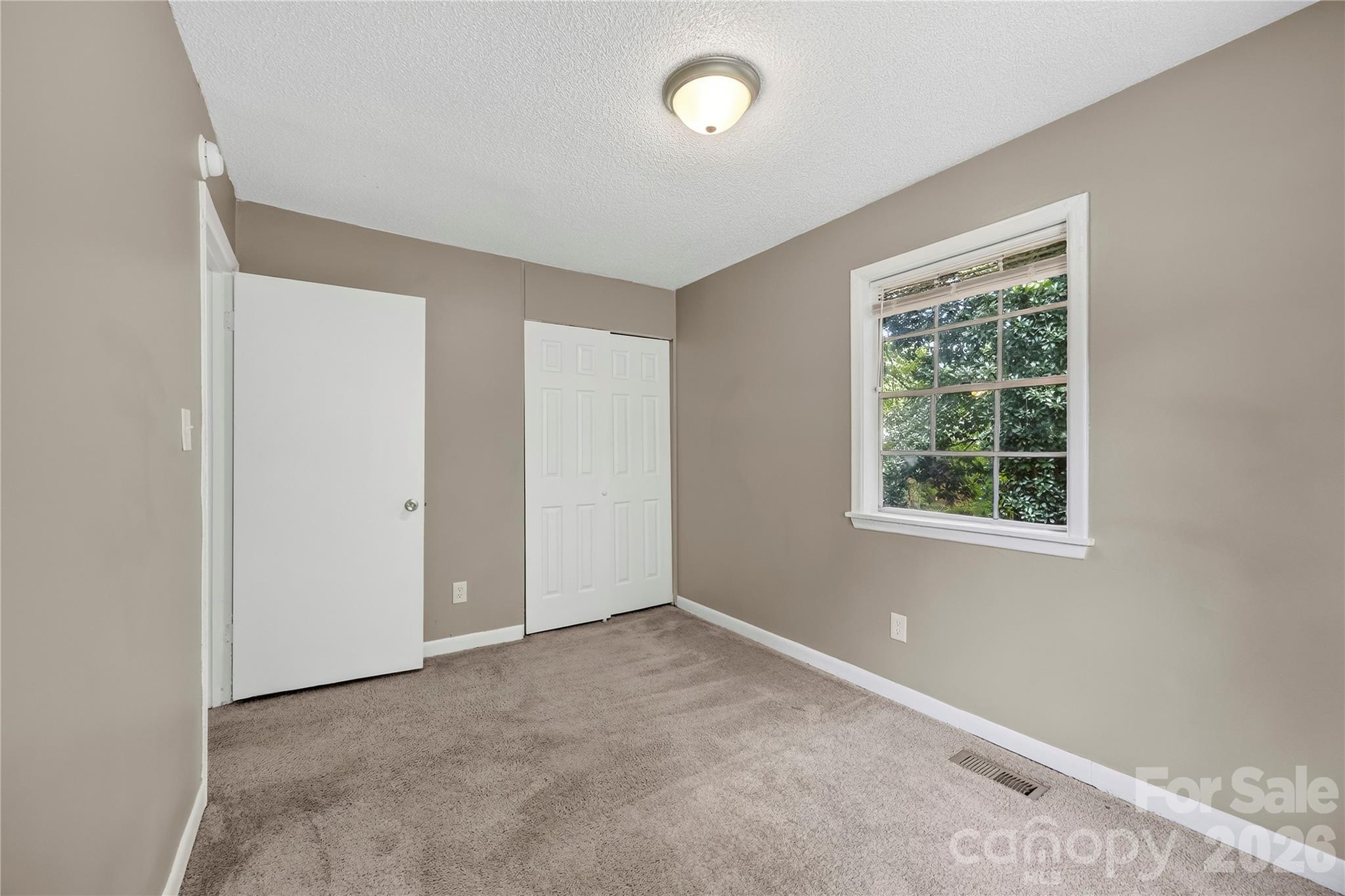 9408 Spruce Pine Place — Charlotte