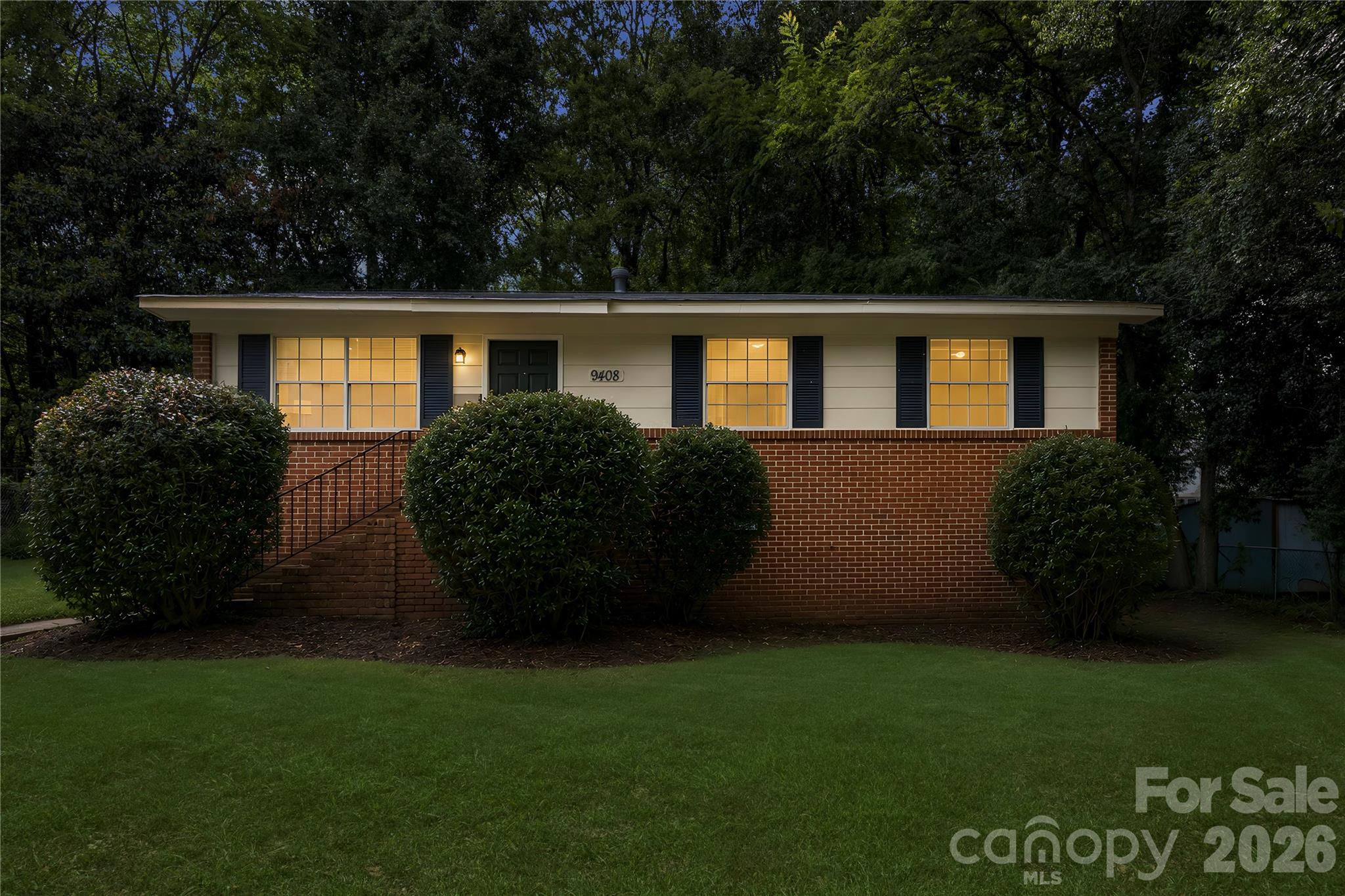 9408 Spruce Pine Place — Charlotte
