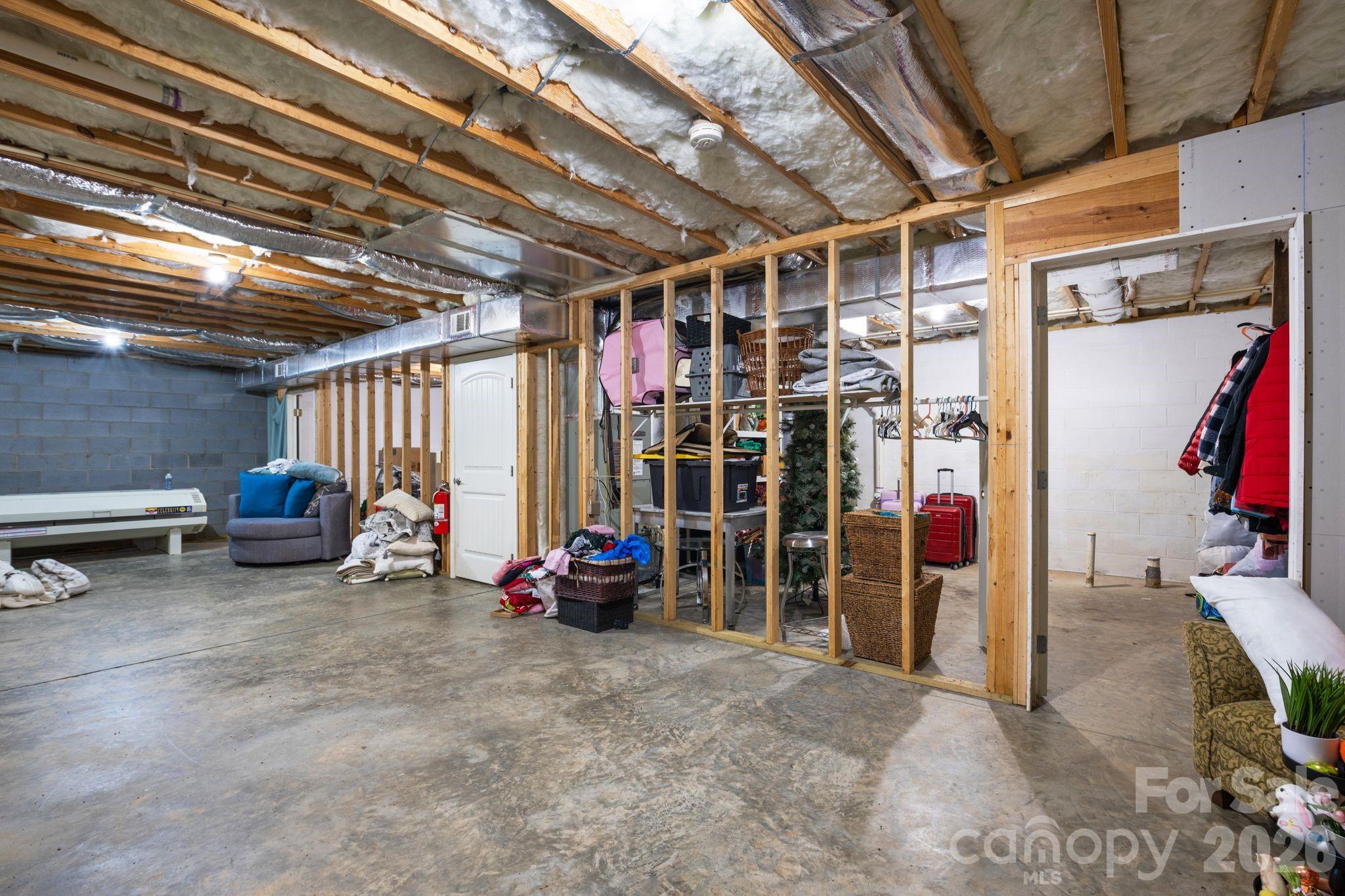 34 Grandview Court — Asheville