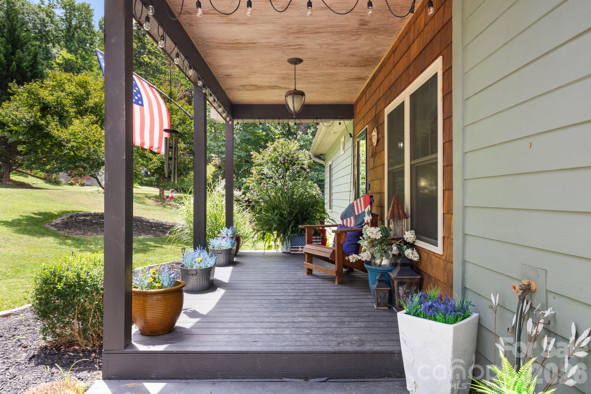 34 Grandview Court — Asheville