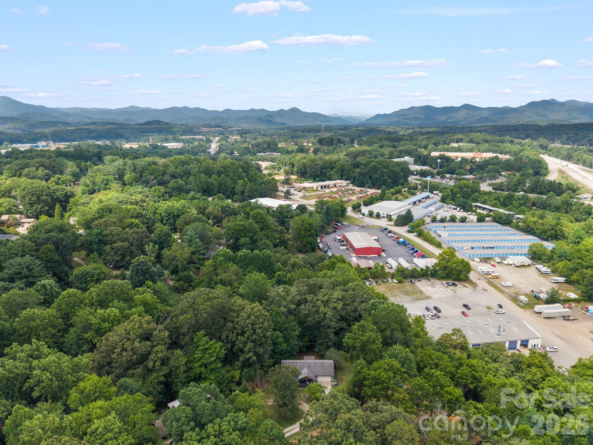 34 Grandview Court — Asheville