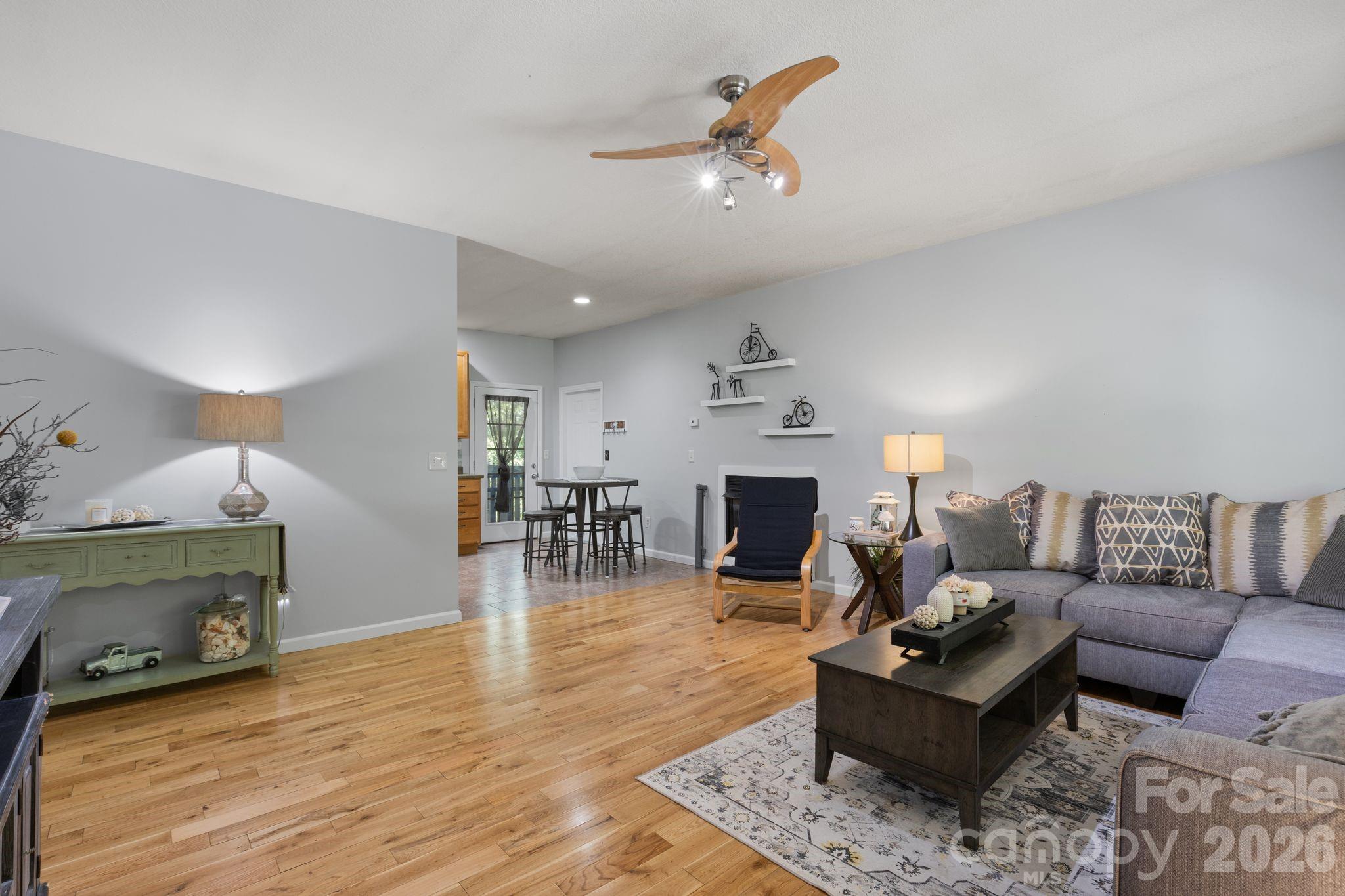 34 Grandview Court — Asheville