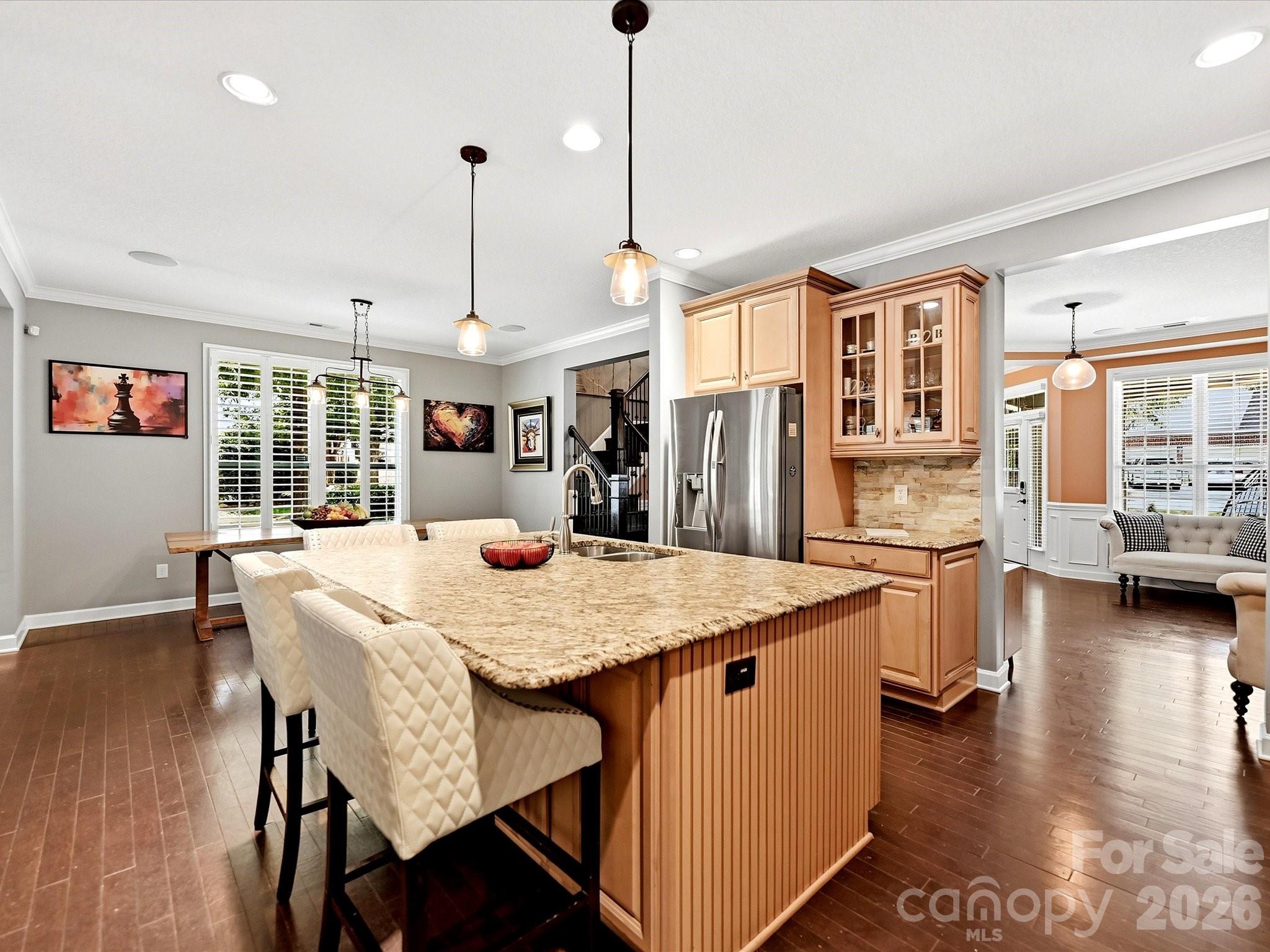 12902 Blakemore Avenue — Huntersville