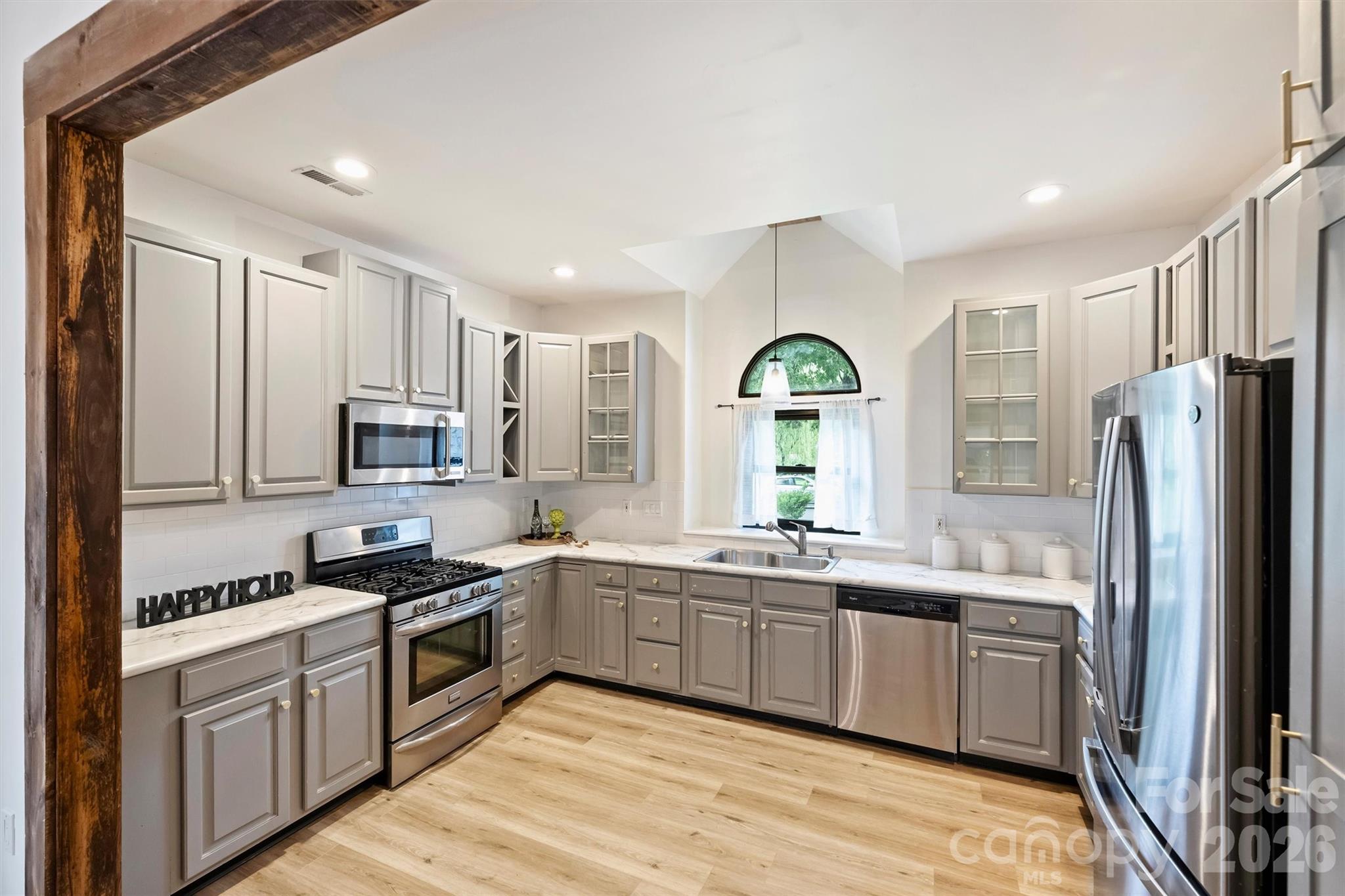 12328 Sparkling Way — Huntersville