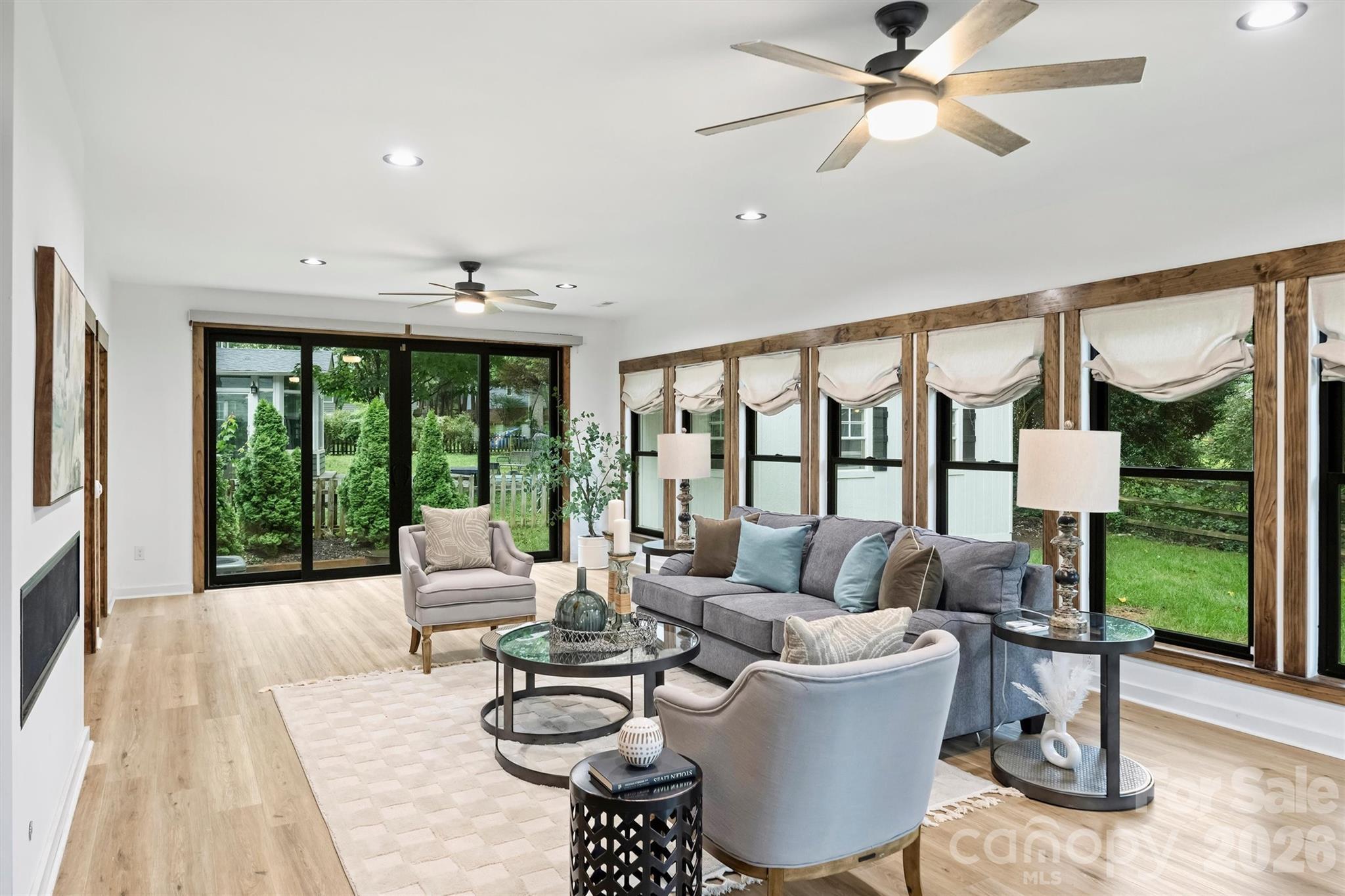 12328 Sparkling Way — Huntersville
