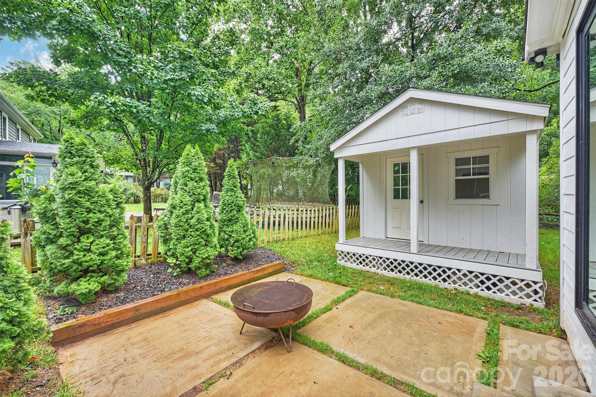 12328 Sparkling Way — Huntersville