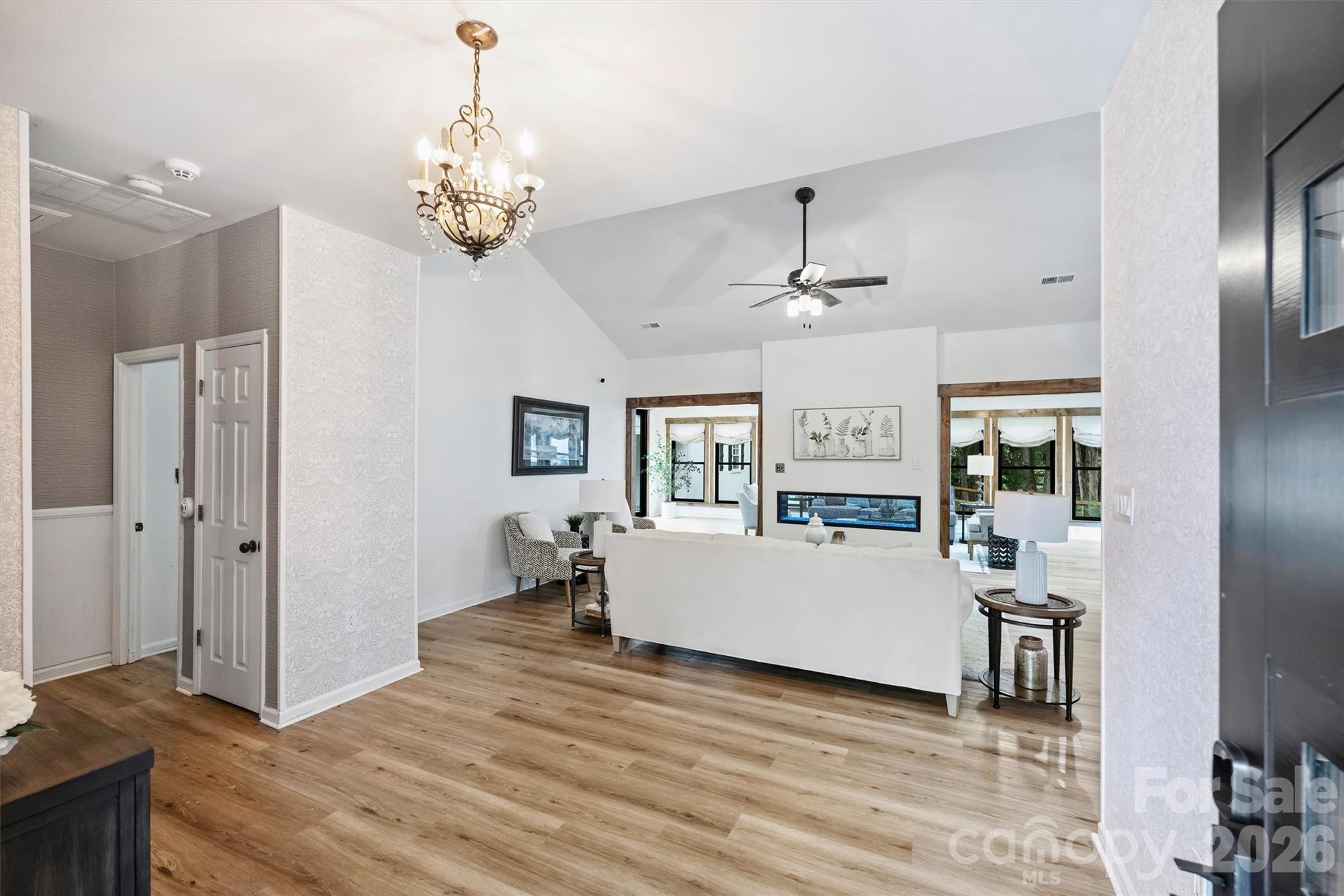 12328 Sparkling Way — Huntersville
