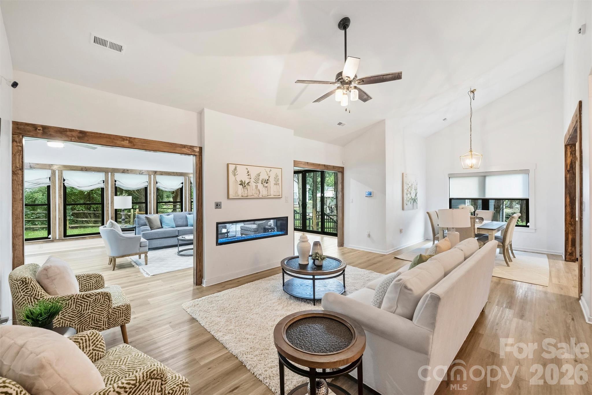 12328 Sparkling Way — Huntersville