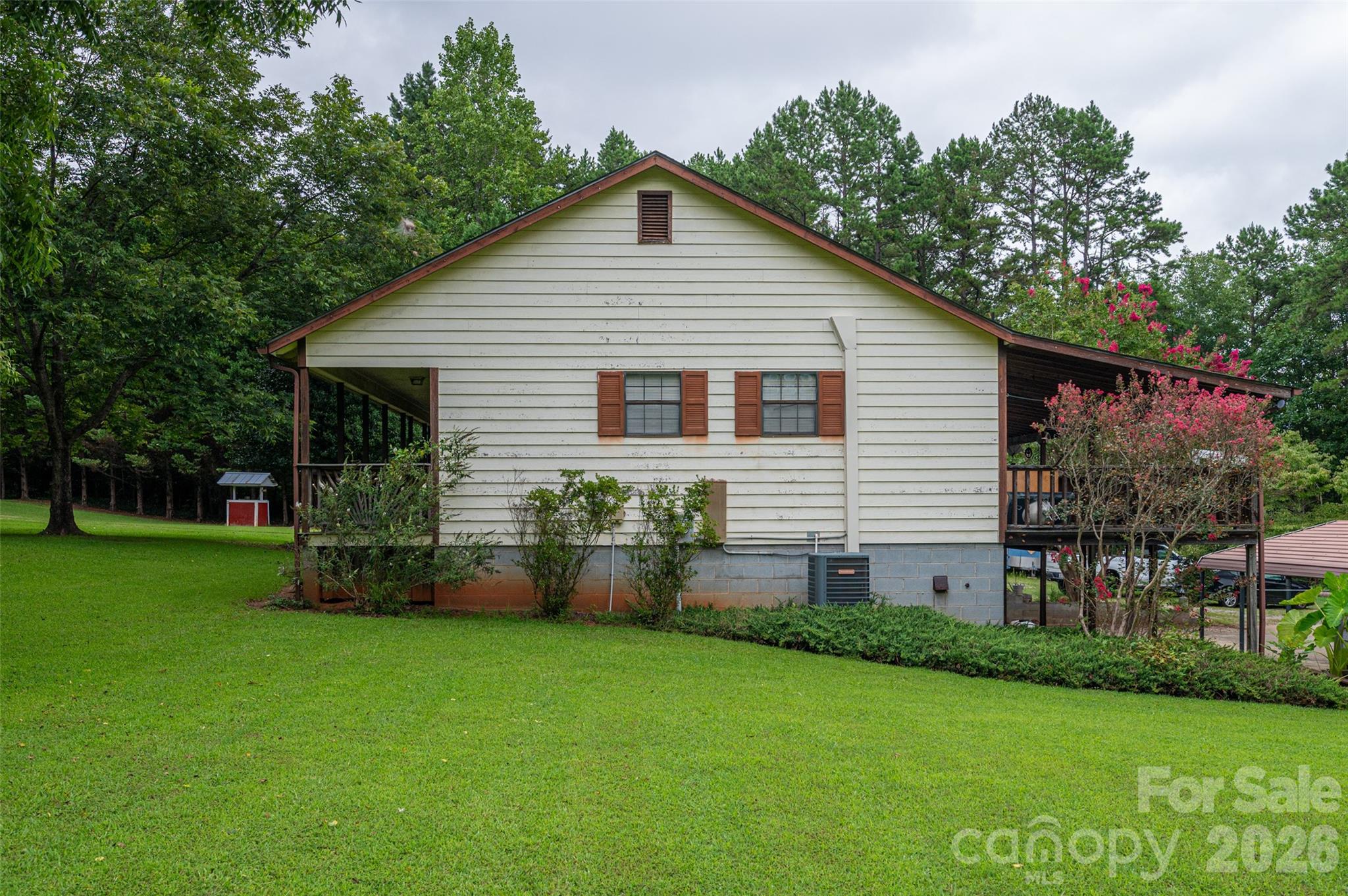 3323 Sadler Road — Alexis