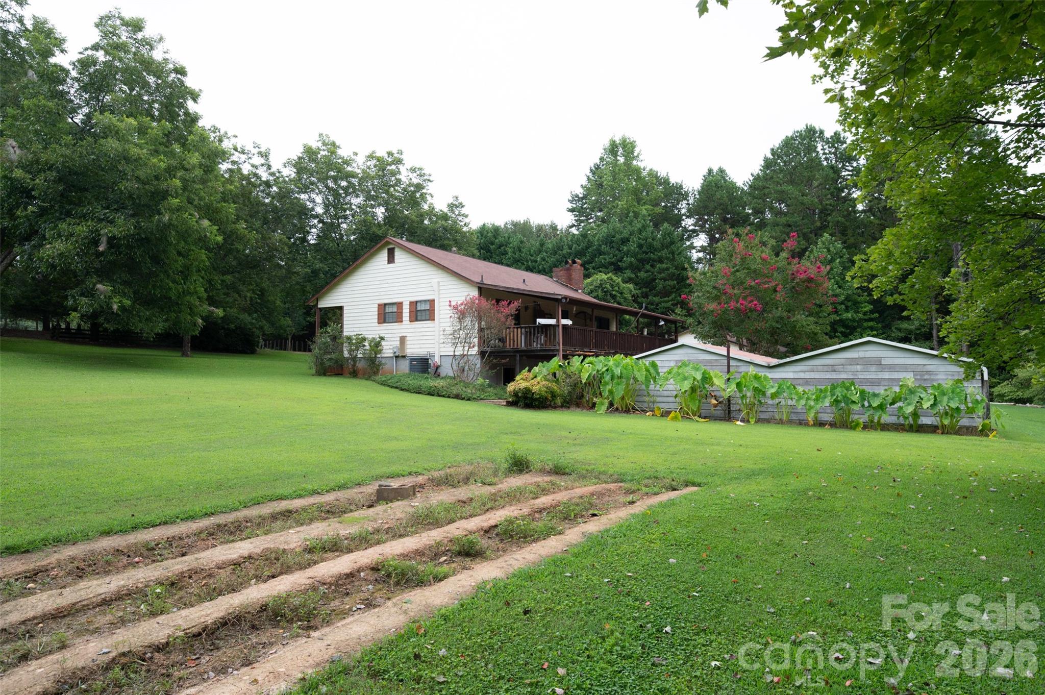 3323 Sadler Road — Alexis