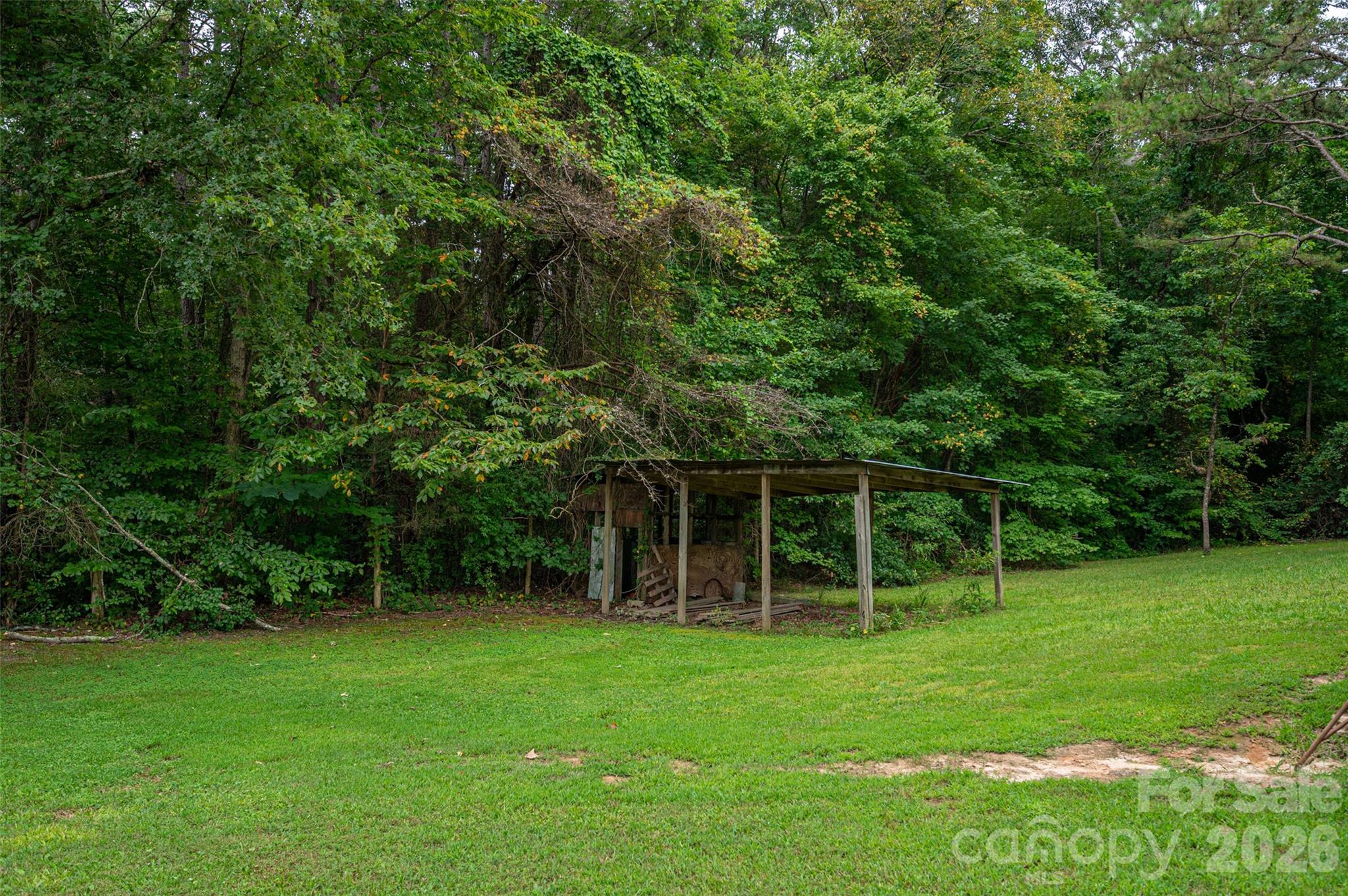 3323 Sadler Road — Alexis