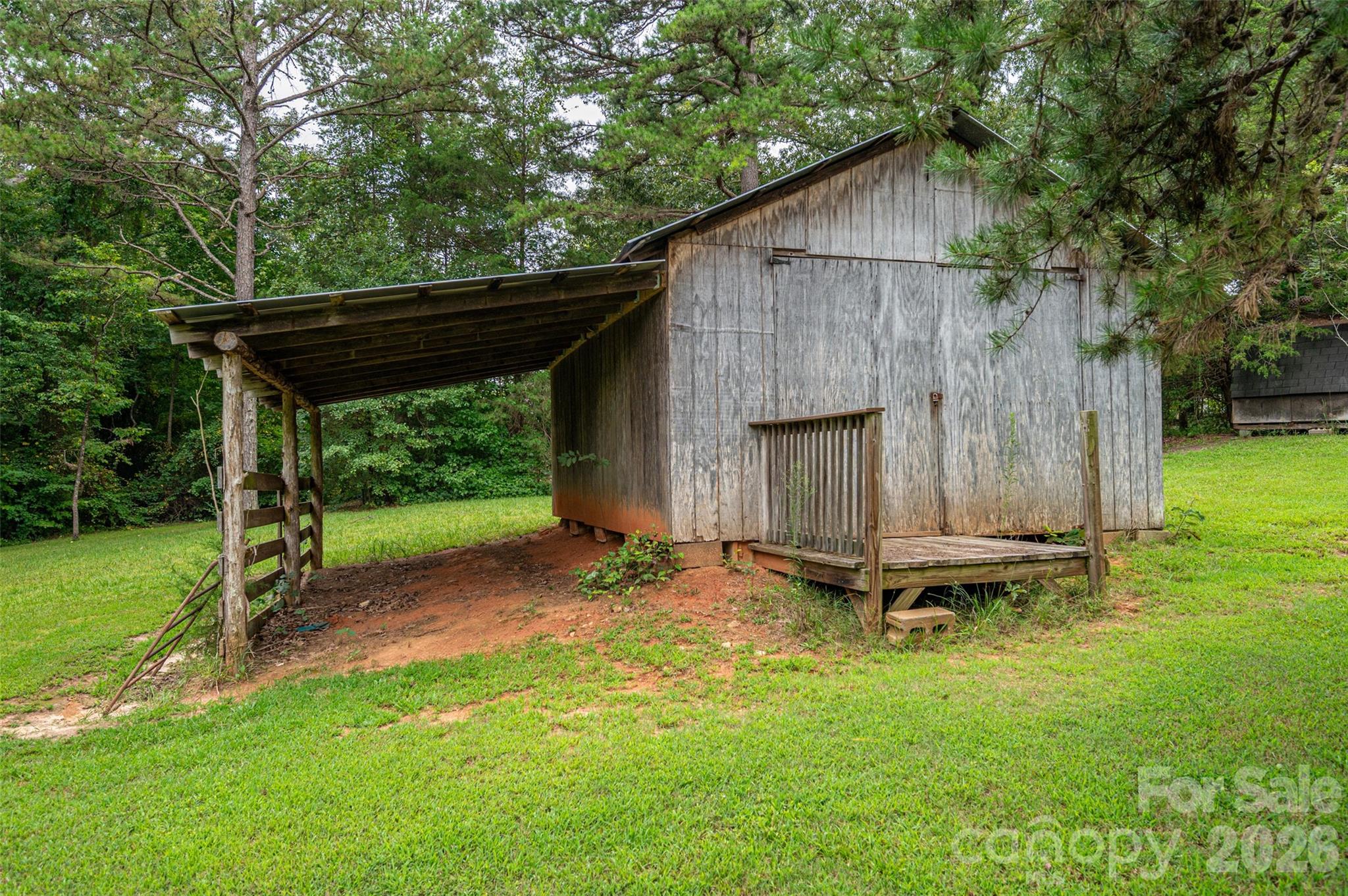 3323 Sadler Road — Alexis