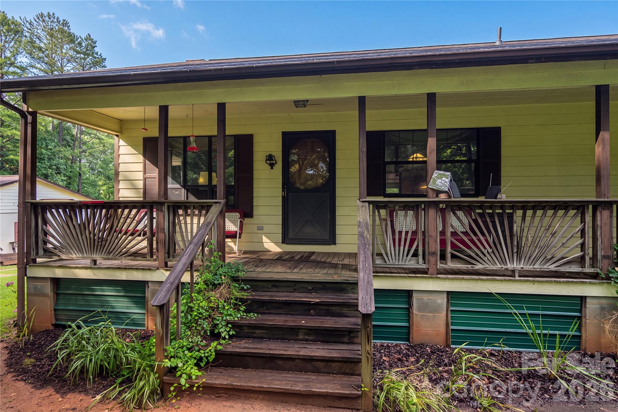 3323 Sadler Road — Alexis
