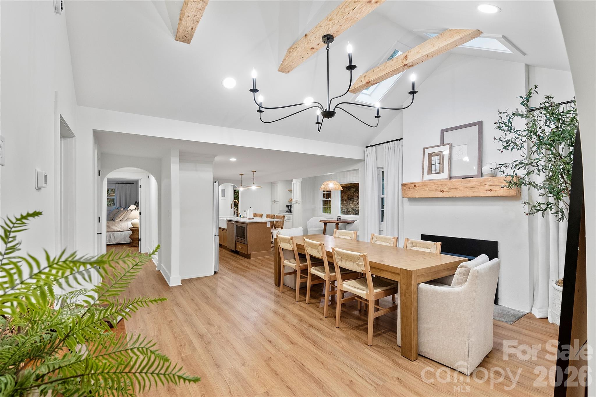 125 Little Willow Circle — Hendersonville
