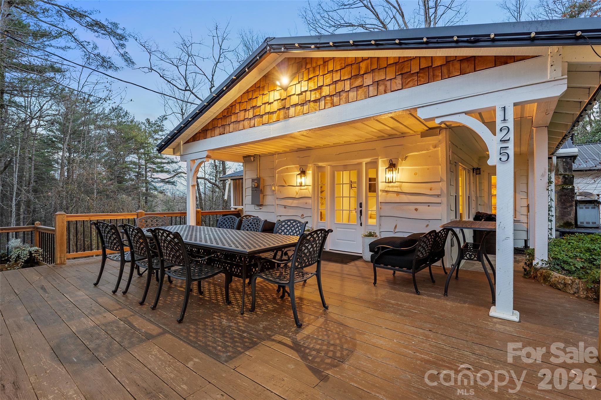 125 Little Willow Circle — Hendersonville