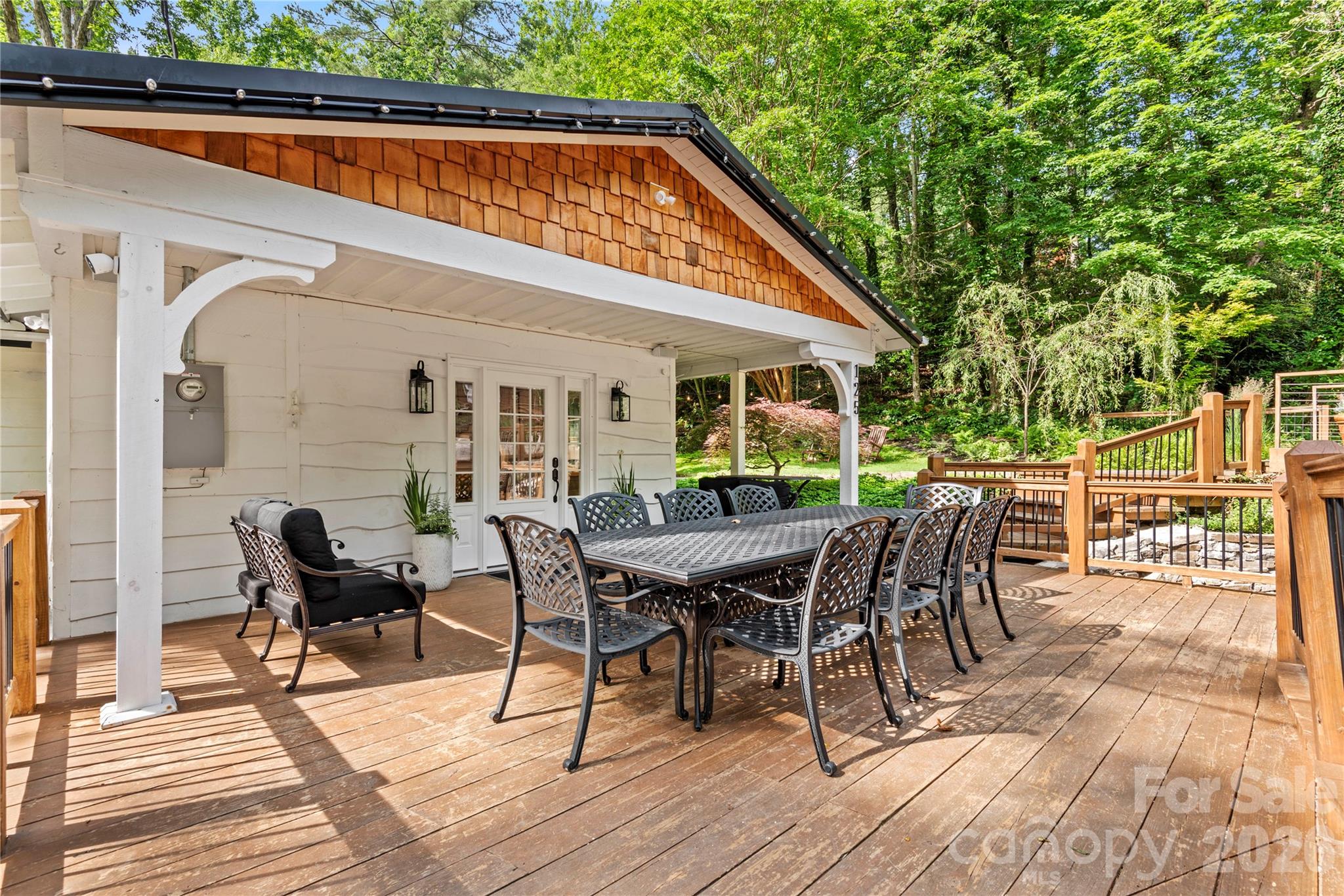 125 Little Willow Circle — Hendersonville