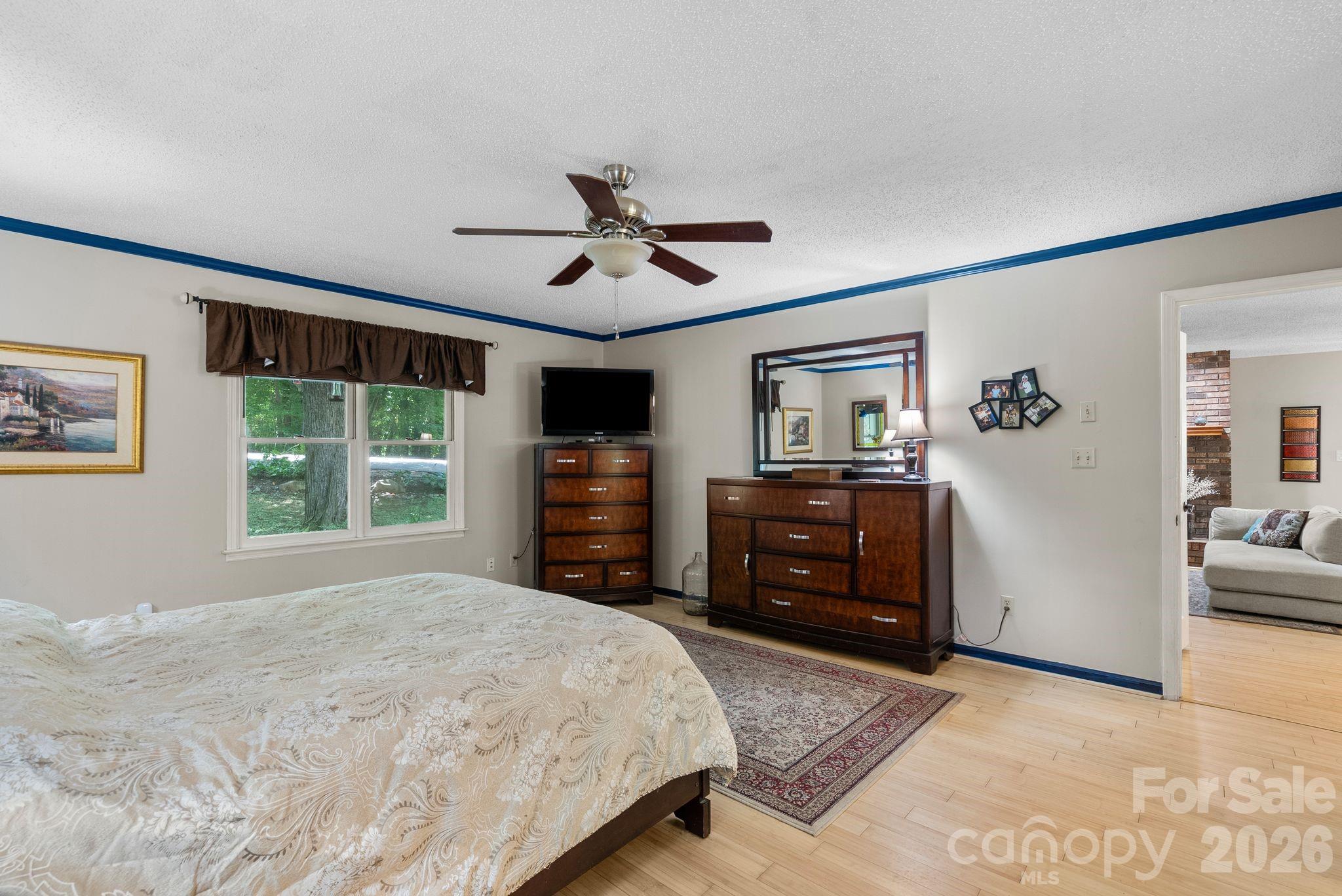 15 Forest Ridge Lane — Weaverville