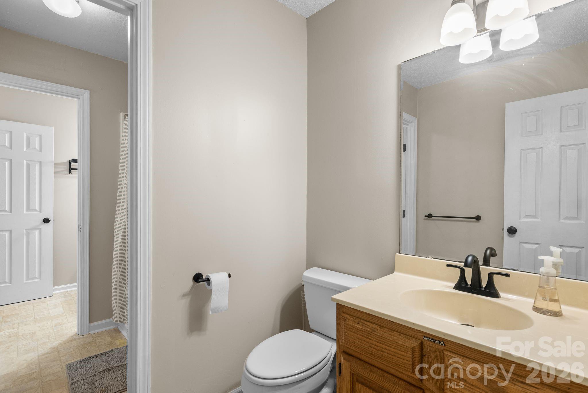 15 Forest Ridge Lane — Weaverville