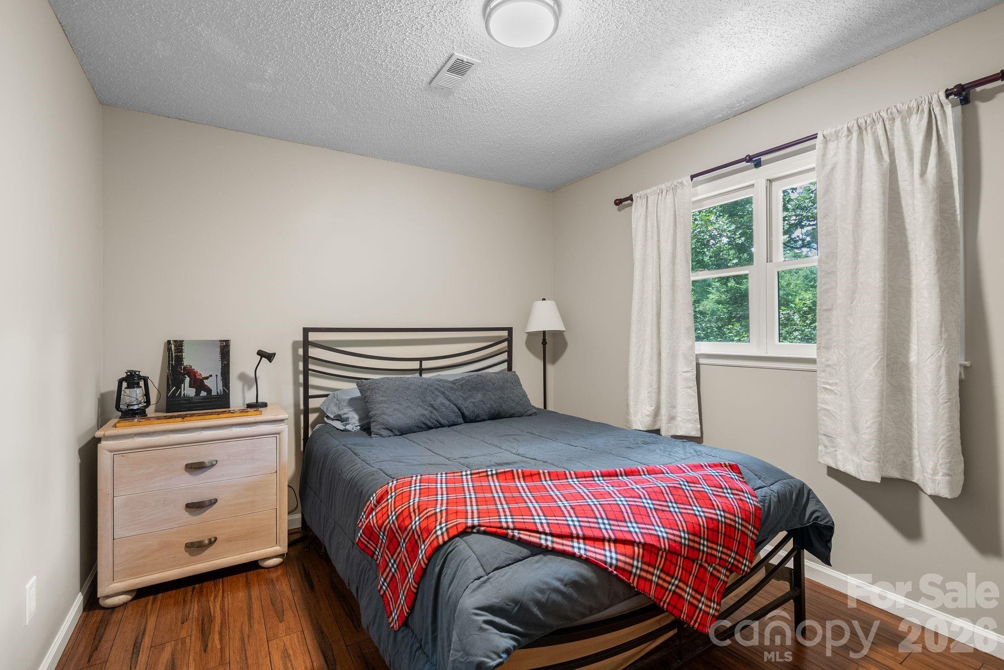 15 Forest Ridge Lane — Weaverville