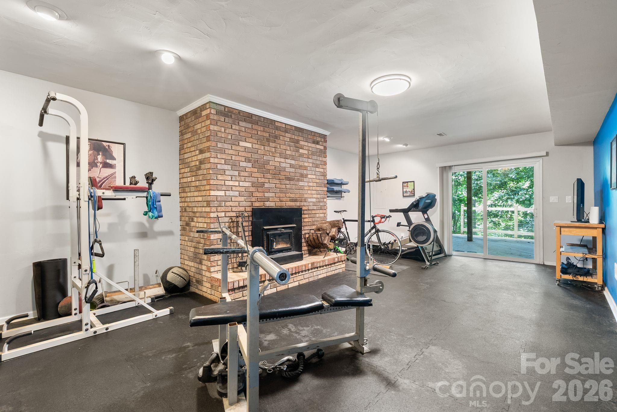 15 Forest Ridge Lane — Weaverville