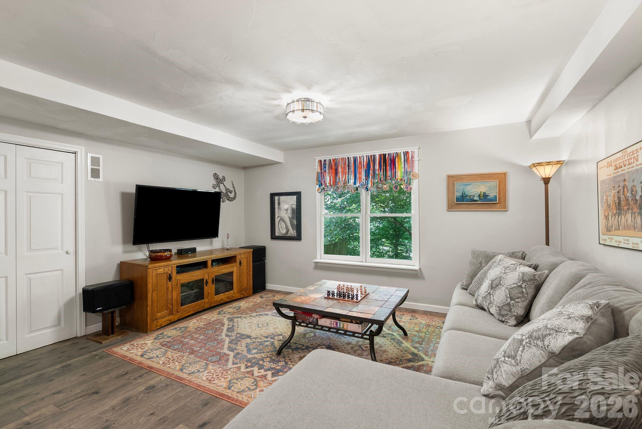 15 Forest Ridge Lane — Weaverville
