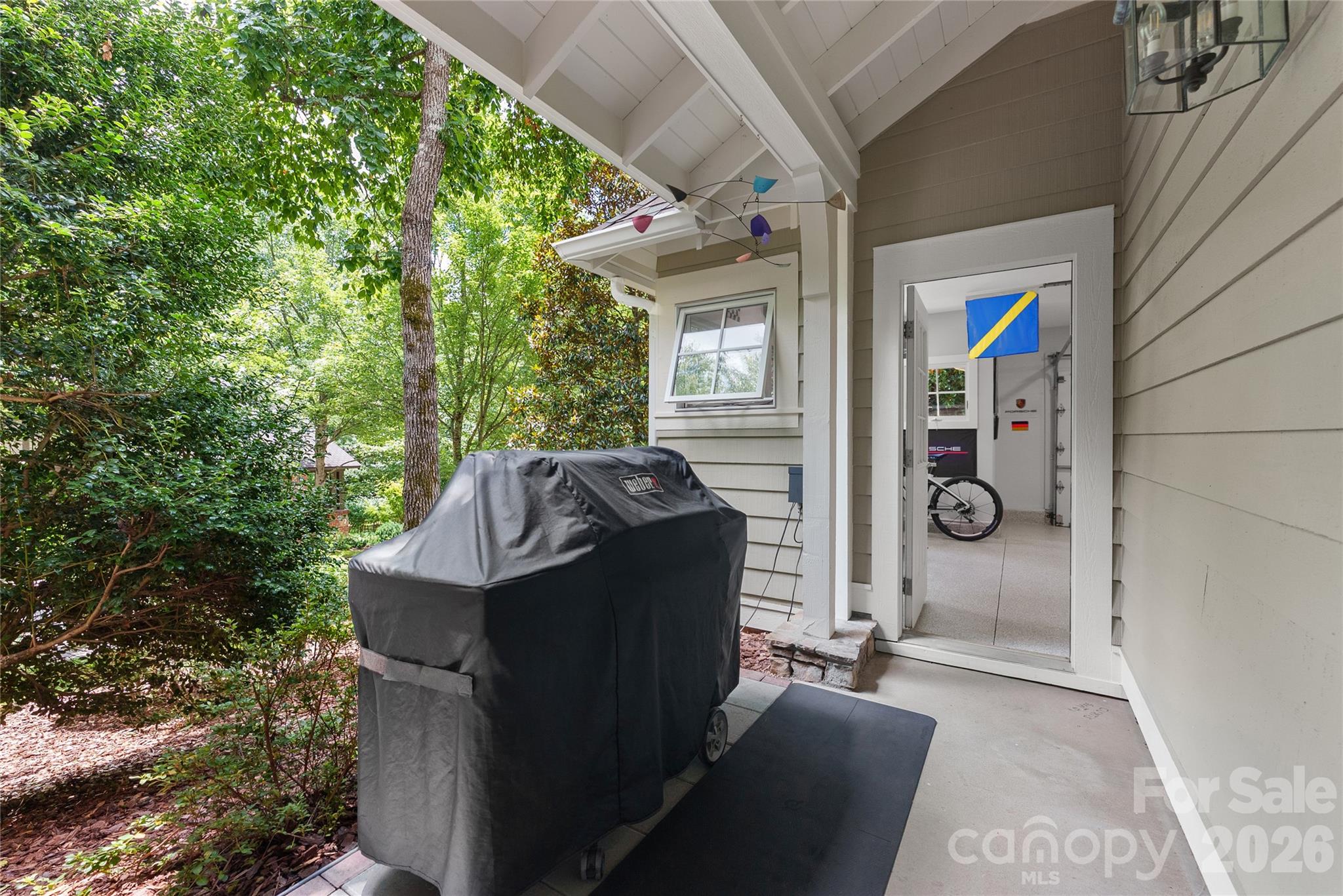 38 Cheshire Drive — Black Mountain