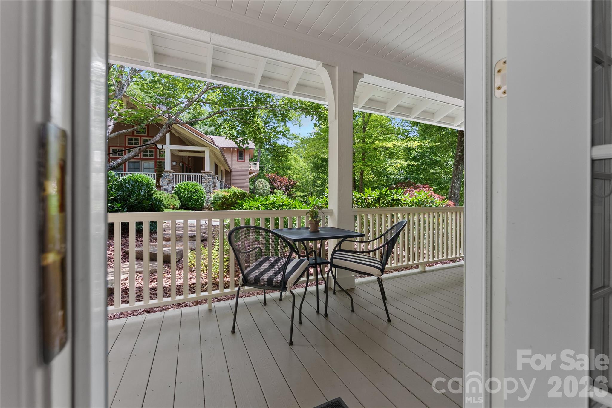 38 Cheshire Drive — Black Mountain