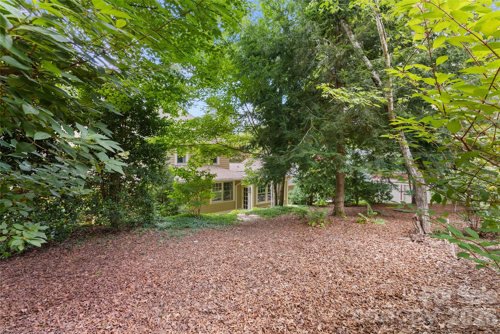 38 Cheshire Drive — Black Mountain
