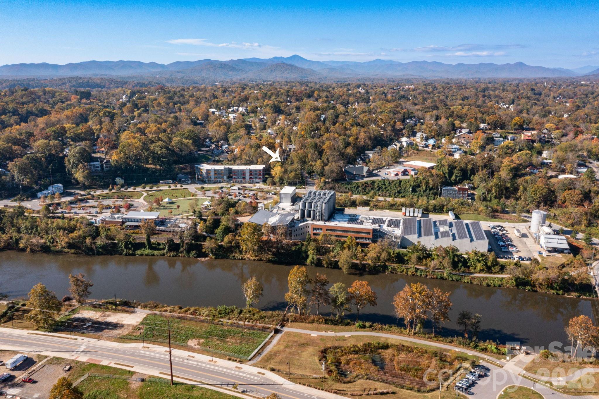 30 Waynesville Avenue — Asheville
