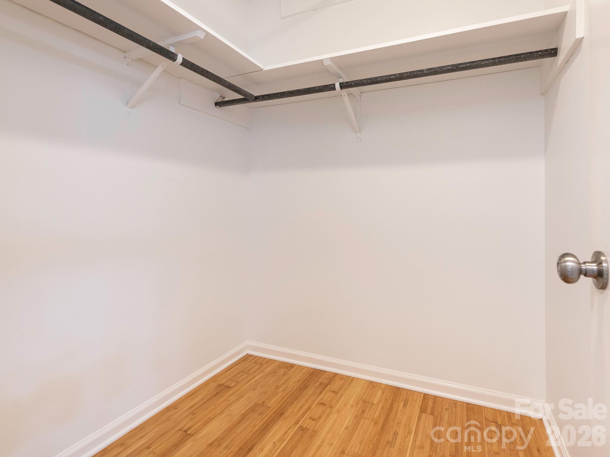 1005 Kenilworth Court NW — Concord