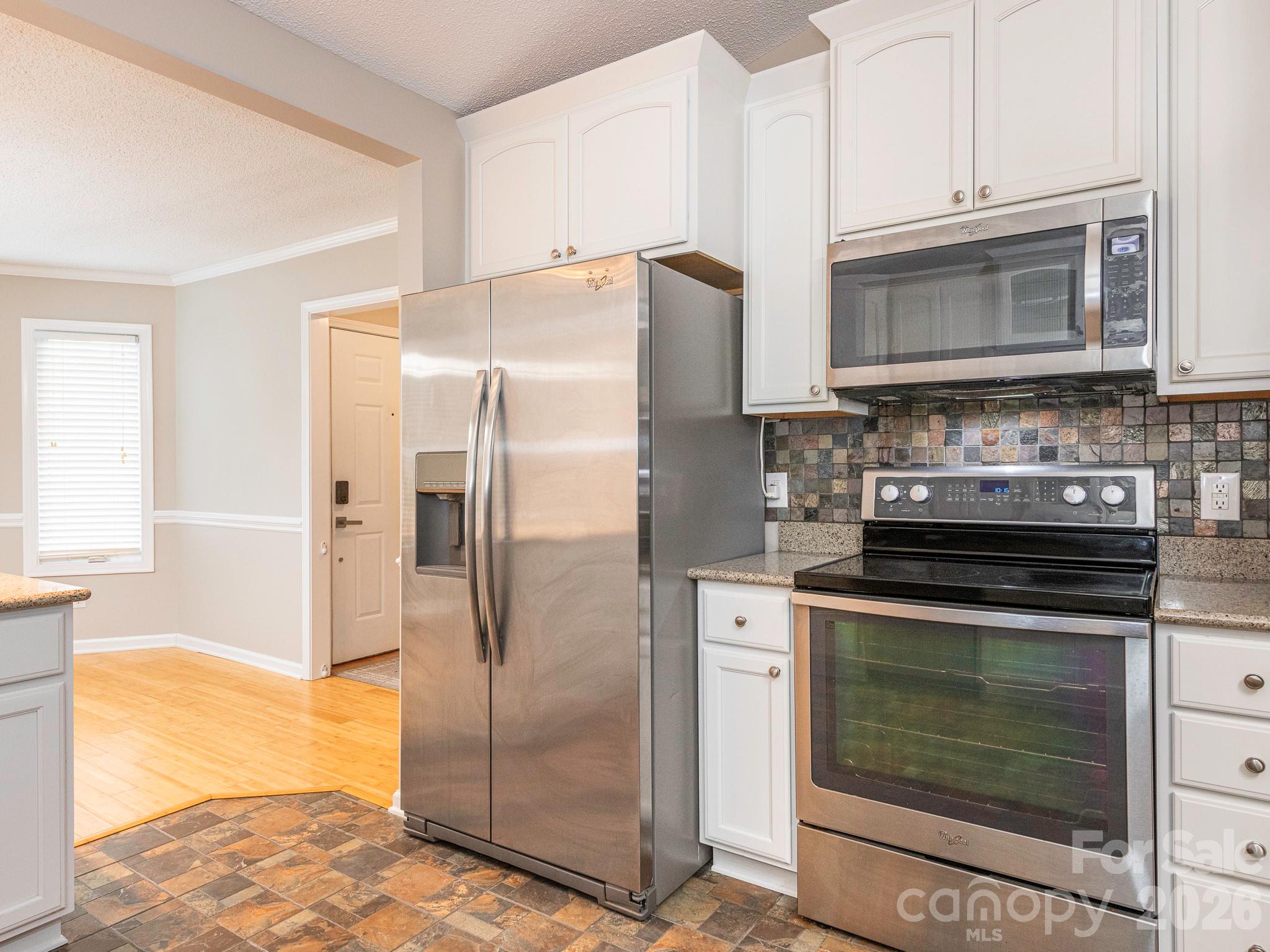 1005 Kenilworth Court NW — Concord