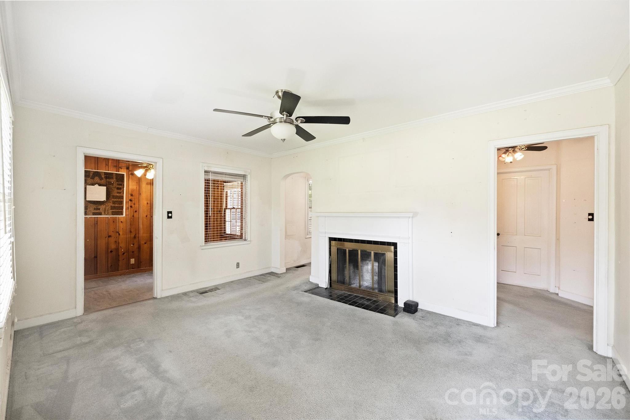 1211 Woodland Drive — Charlotte