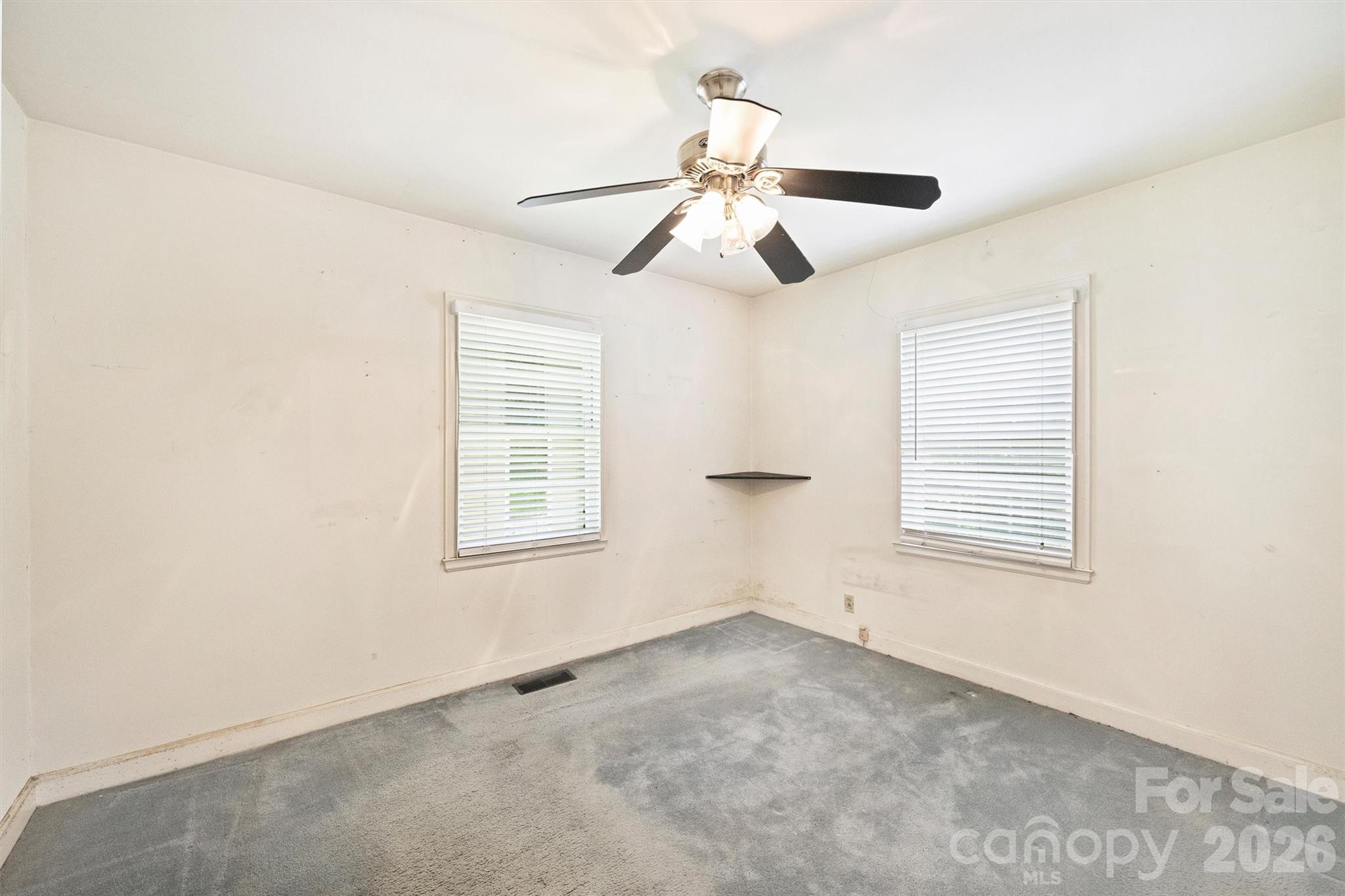 1211 Woodland Drive — Charlotte