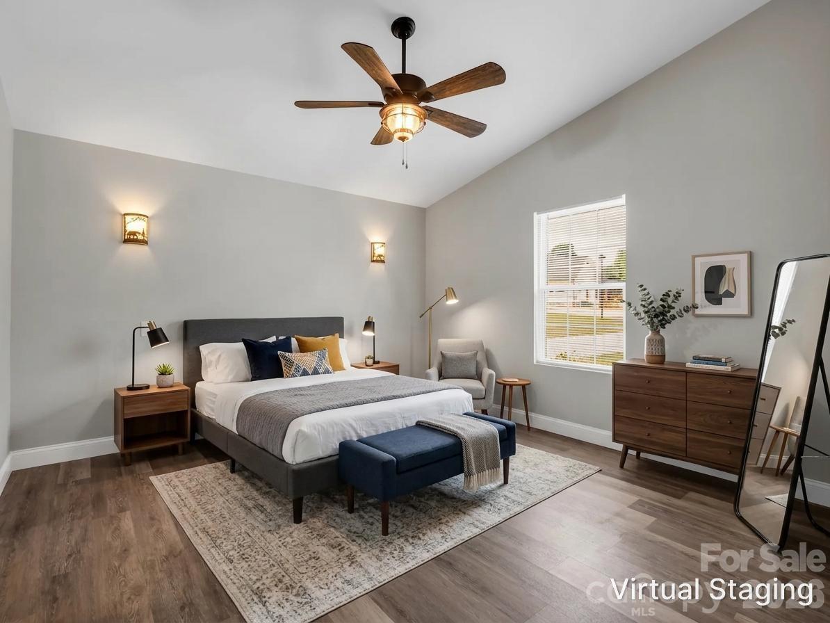 122 John Warren Drive — Forest City