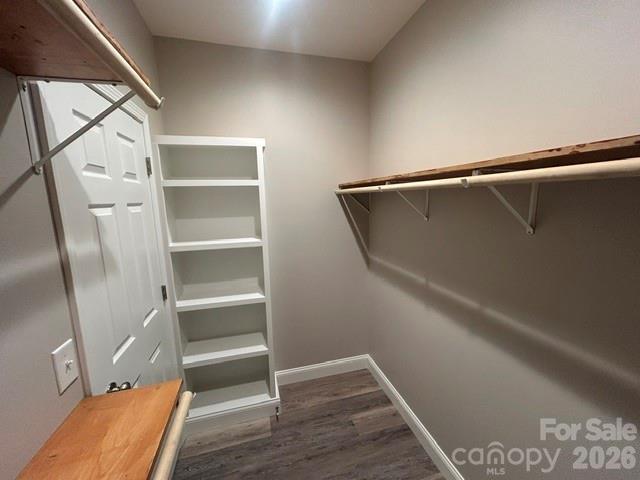 122 John Warren Drive — Forest City