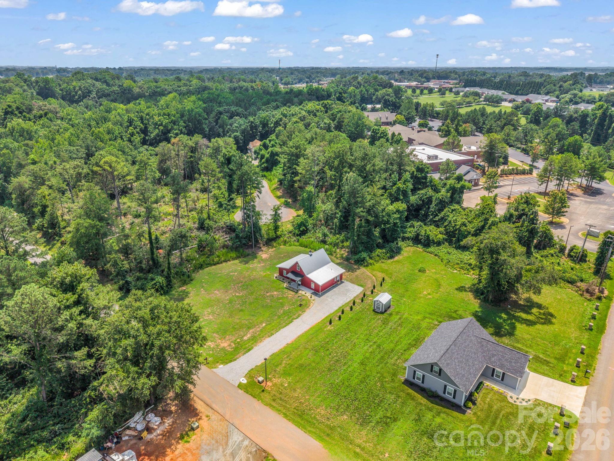 122 John Warren Drive — Forest City