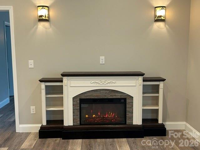 122 John Warren Drive — Forest City