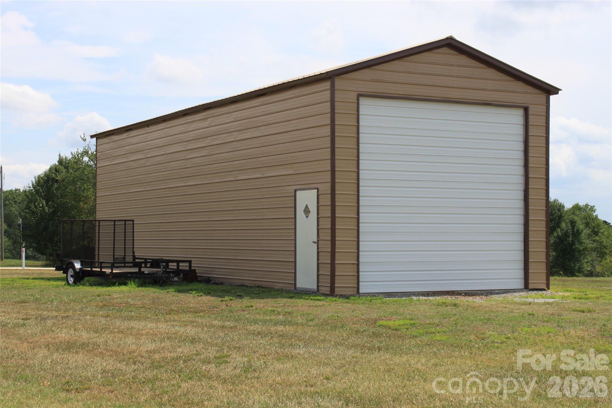1185 Morningstar Lake Road — Forest City