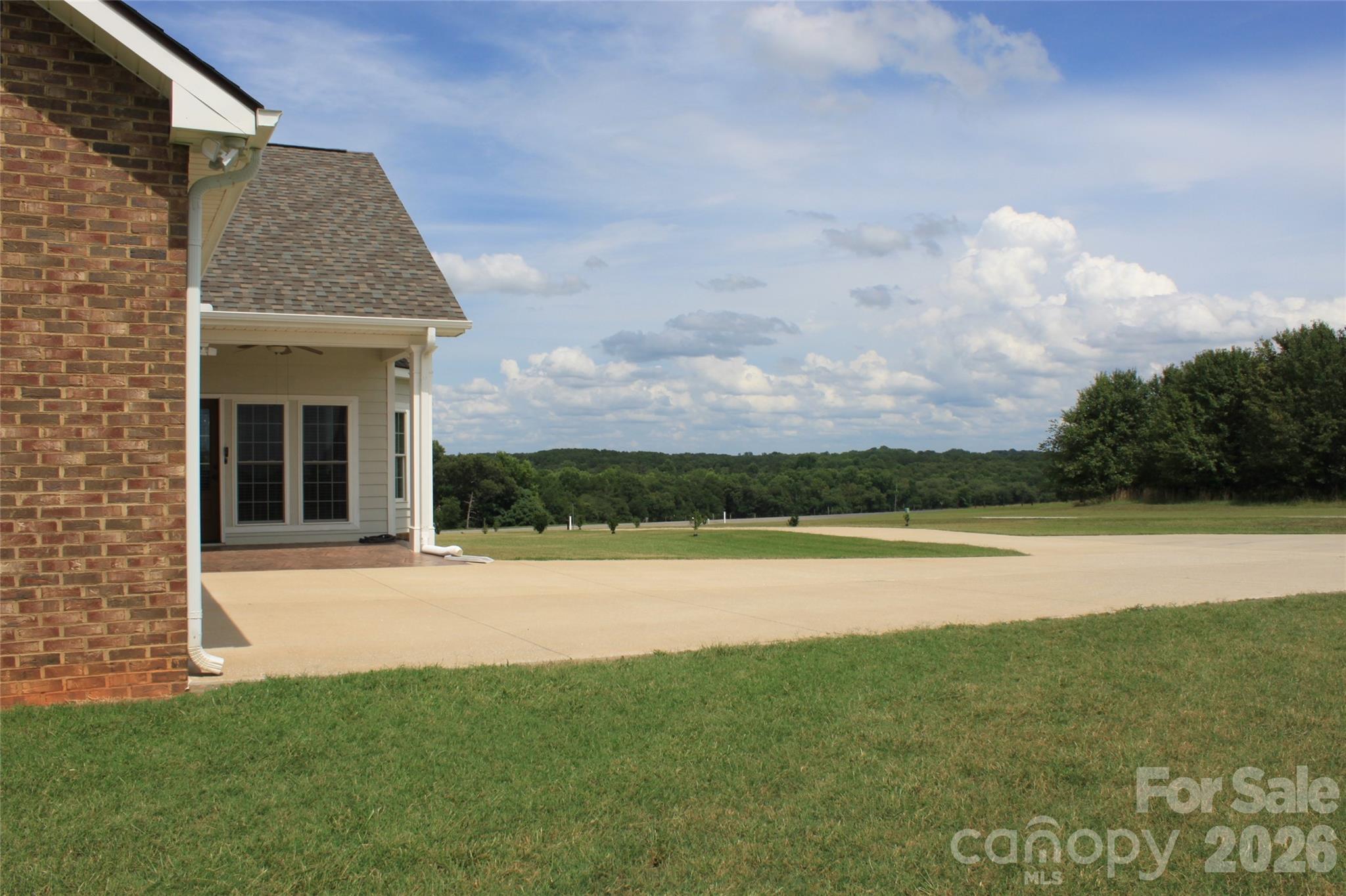 1185 Morningstar Lake Road — Forest City