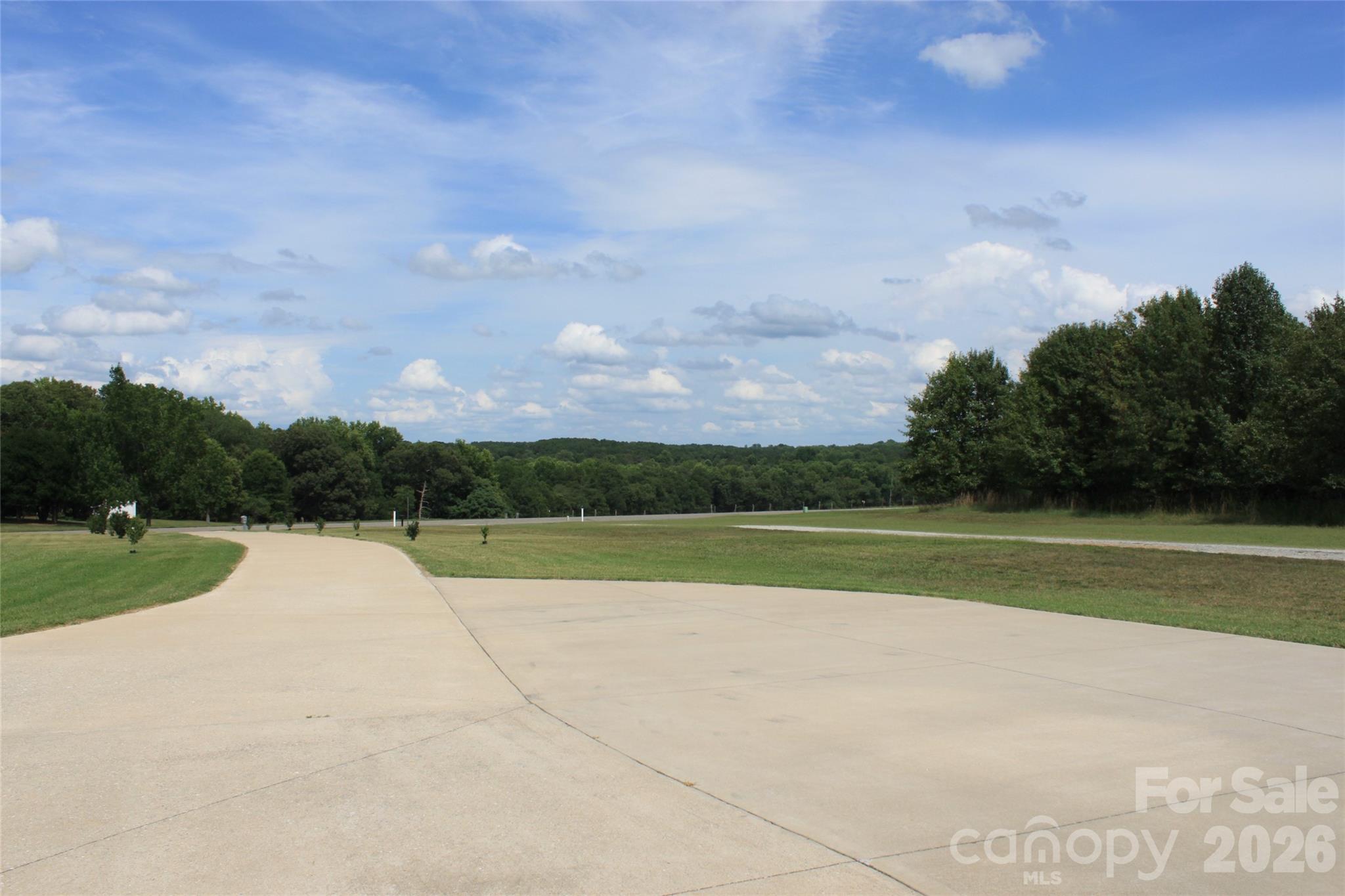 1185 Morningstar Lake Road — Forest City