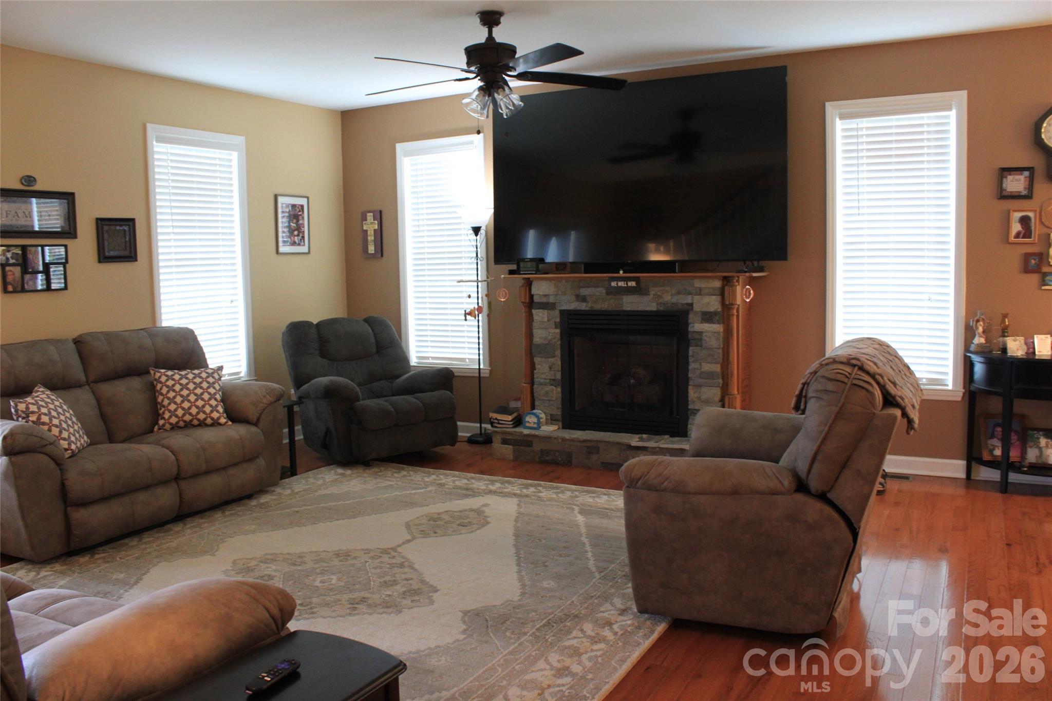 1185 Morningstar Lake Road — Forest City