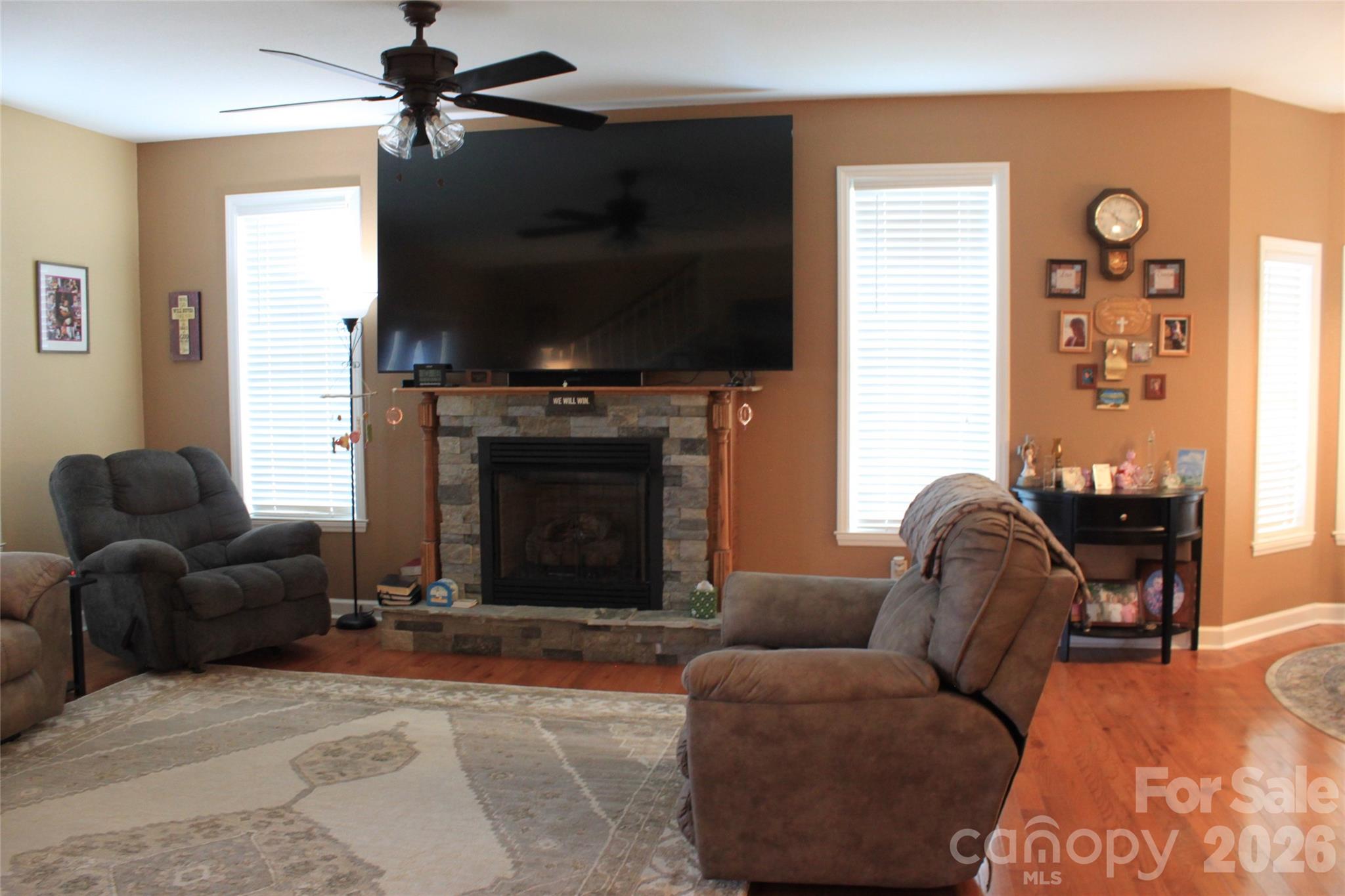 1185 Morningstar Lake Road — Forest City